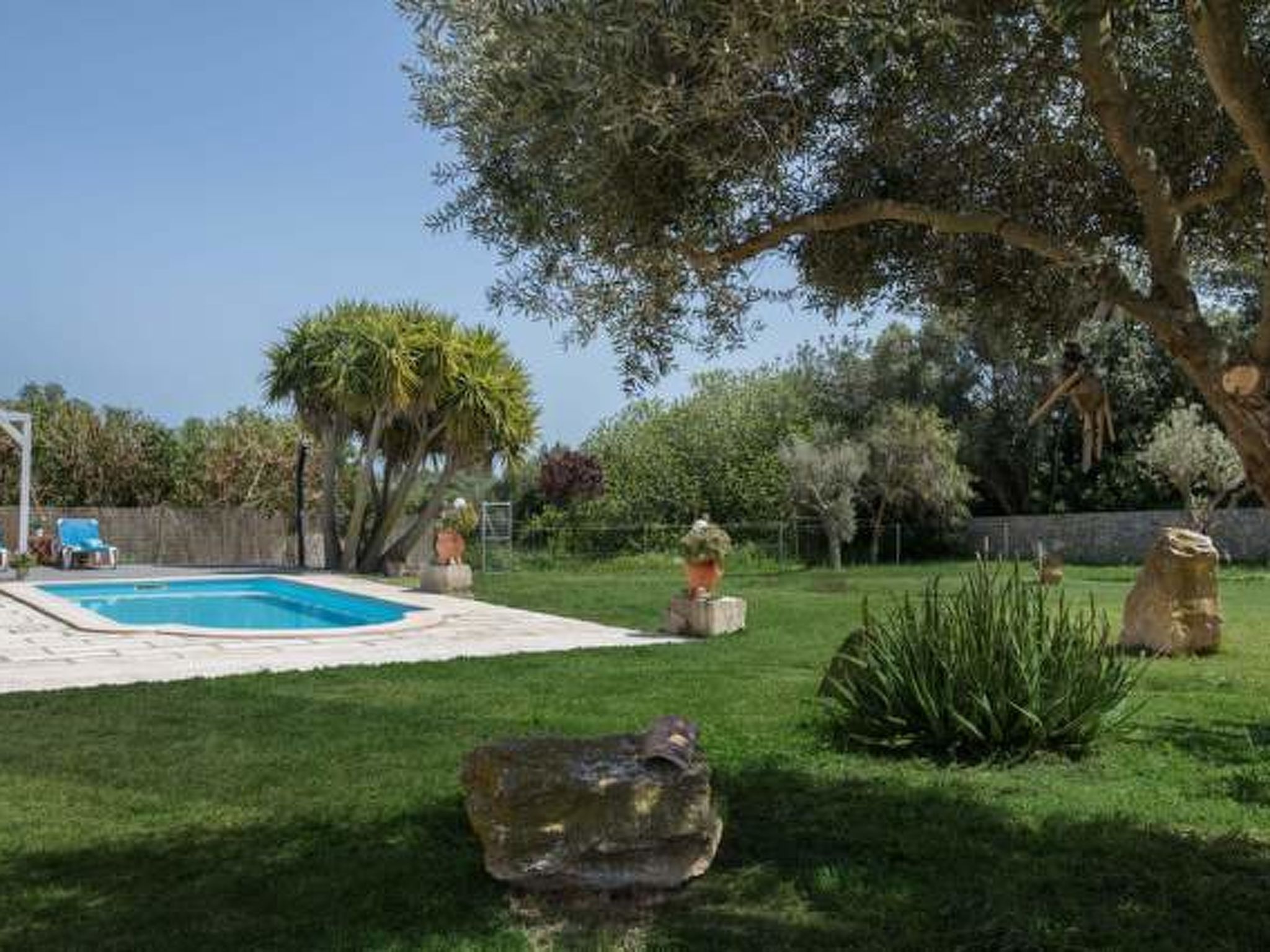 Relax — Pool Outdoor (2 of 58)