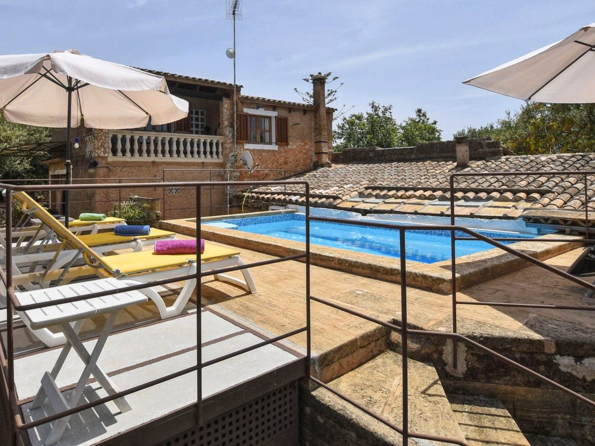 Mit privatem Pool - Dehors