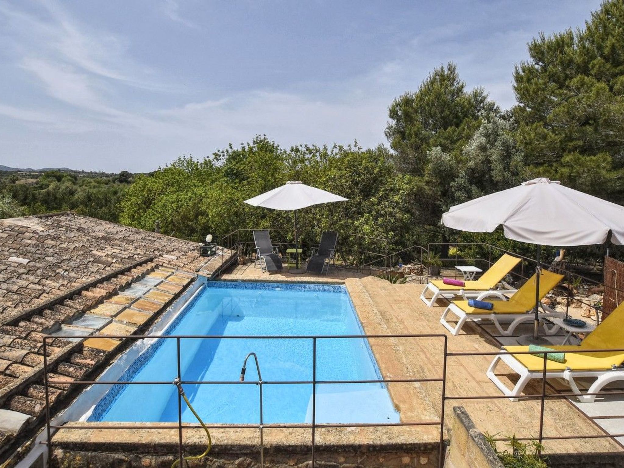 Mit privatem Pool - Dehors