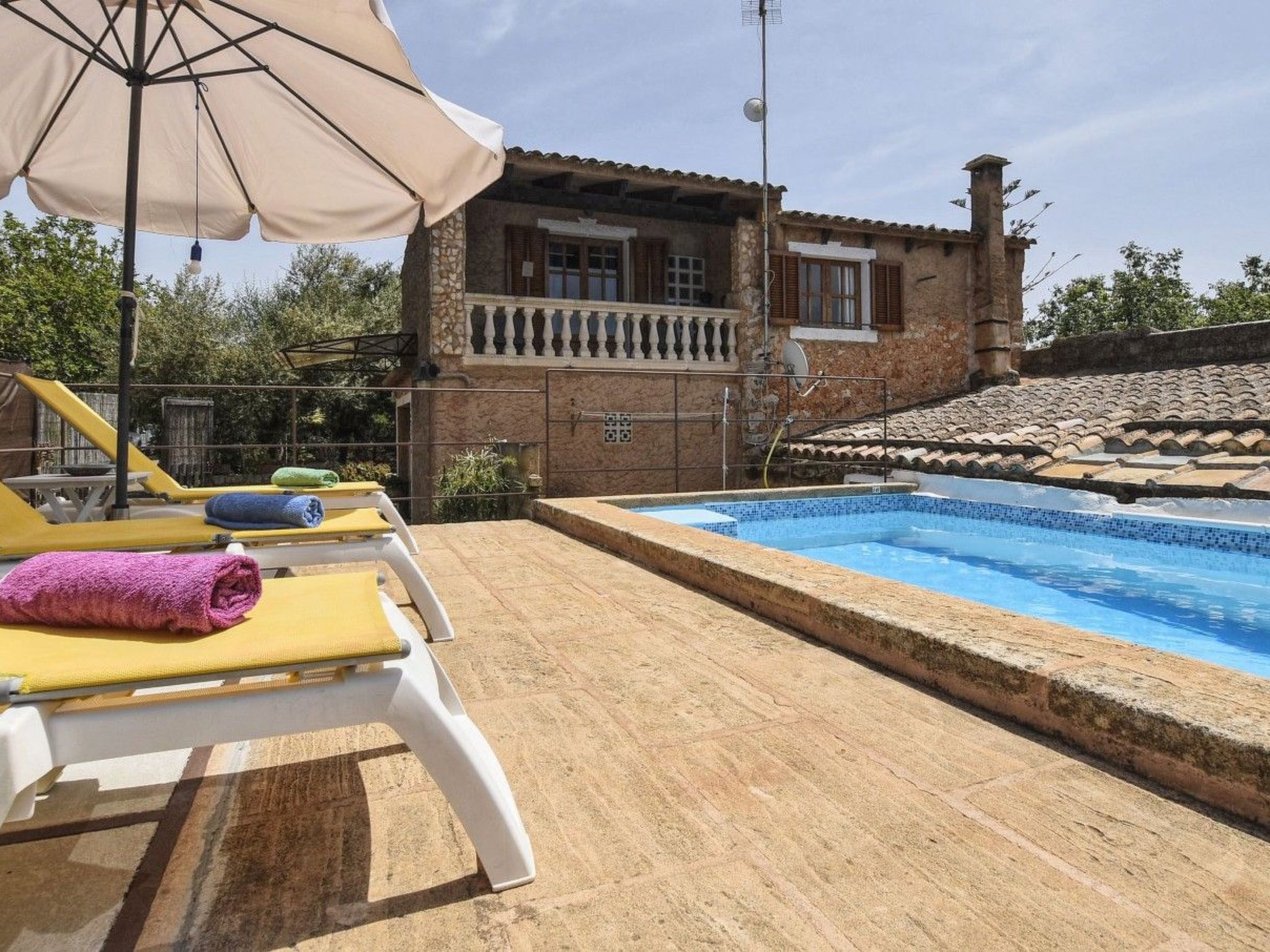 Mit privatem Pool - Dehors