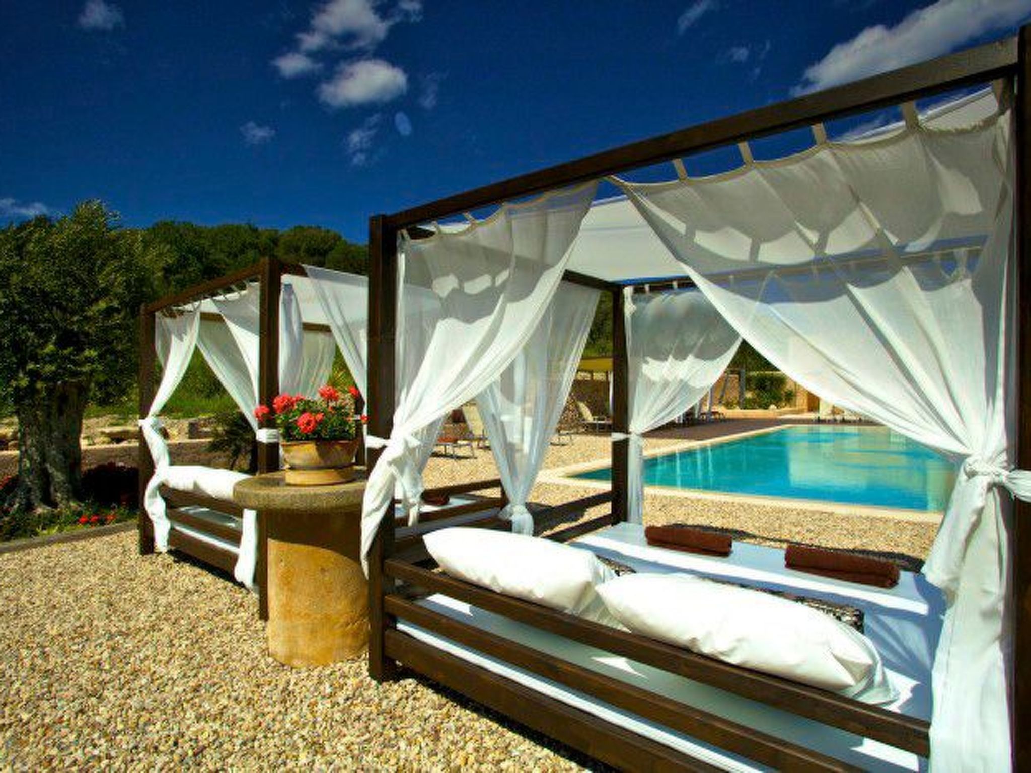 Luxuriöses Landhaus für 16 Personen mit Pool und Panoramablick - Drinnen