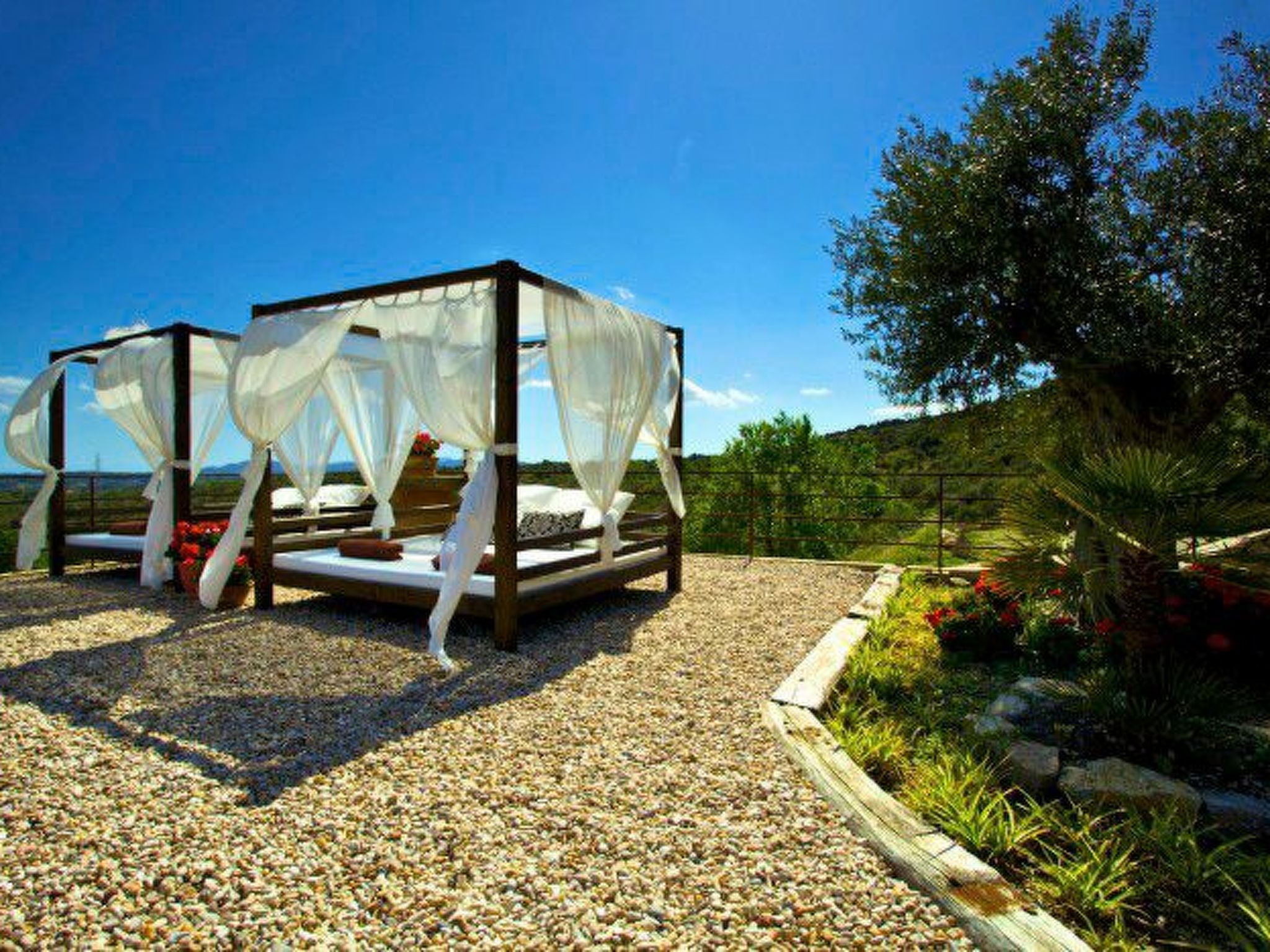 Luxuriöses Landhaus für 16 Personen mit Pool und Panoramablick - Drinnen