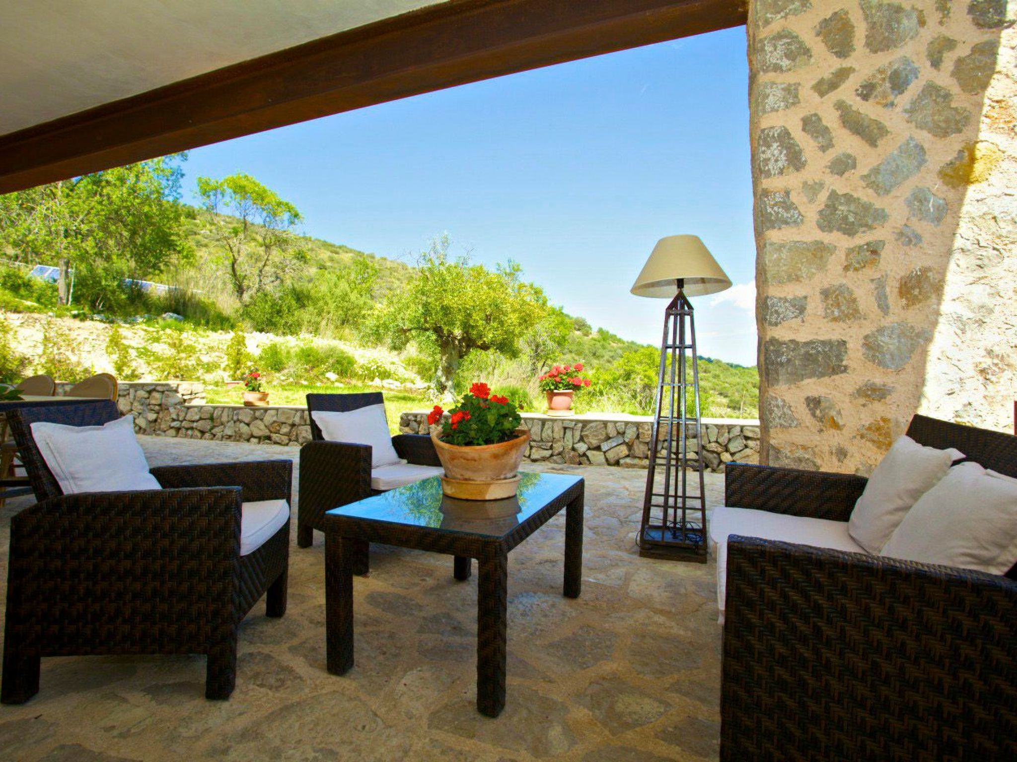 Luxuriöses Landhaus für 16 Personen mit Pool und Panoramablick - Drinnen