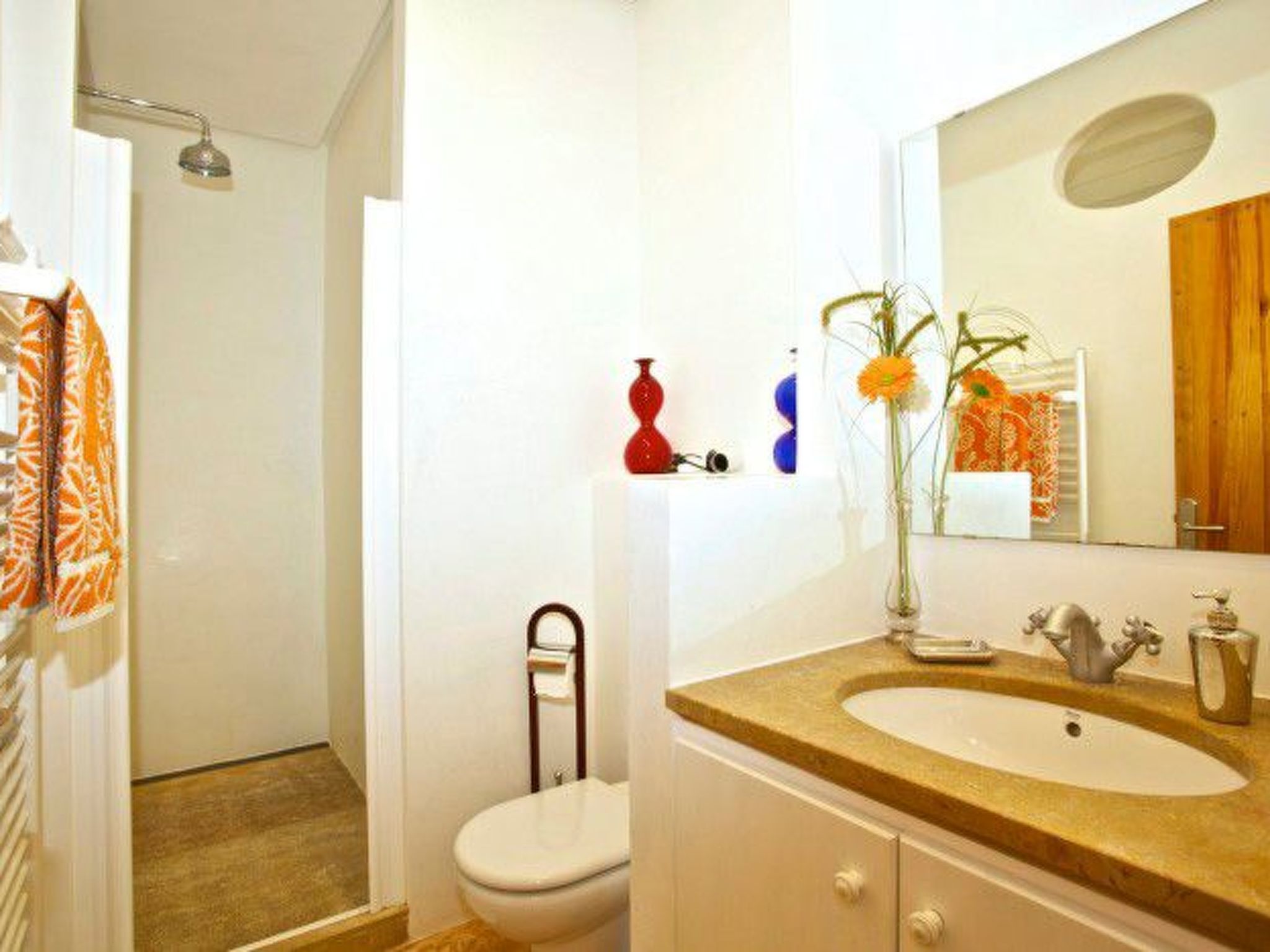 Luxuriöses Landhaus für 16 Personen mit Pool und Panoramablick - Drinnen