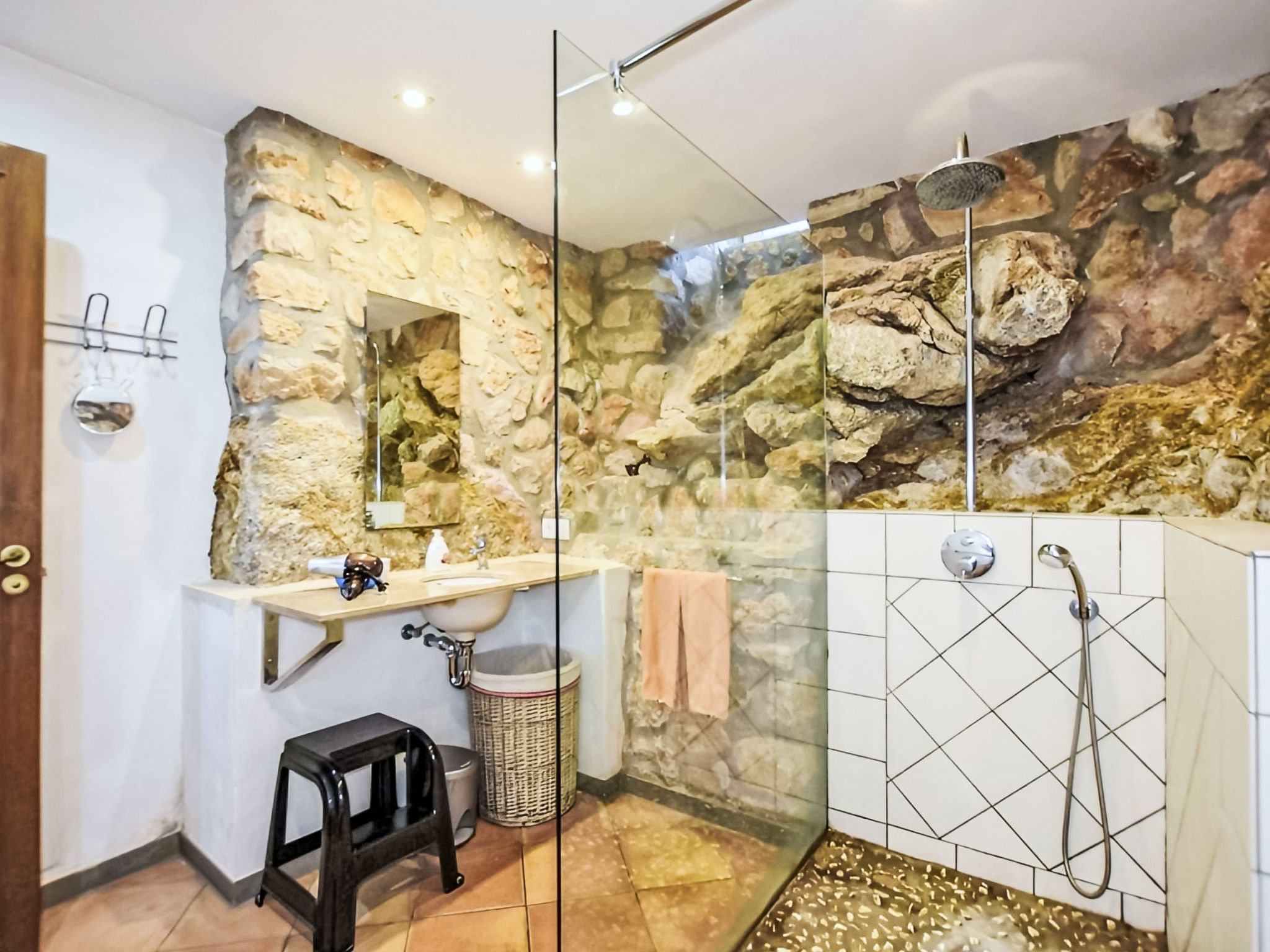 Beeindruckende Finca mit Pool und Klimatisierung - Inside