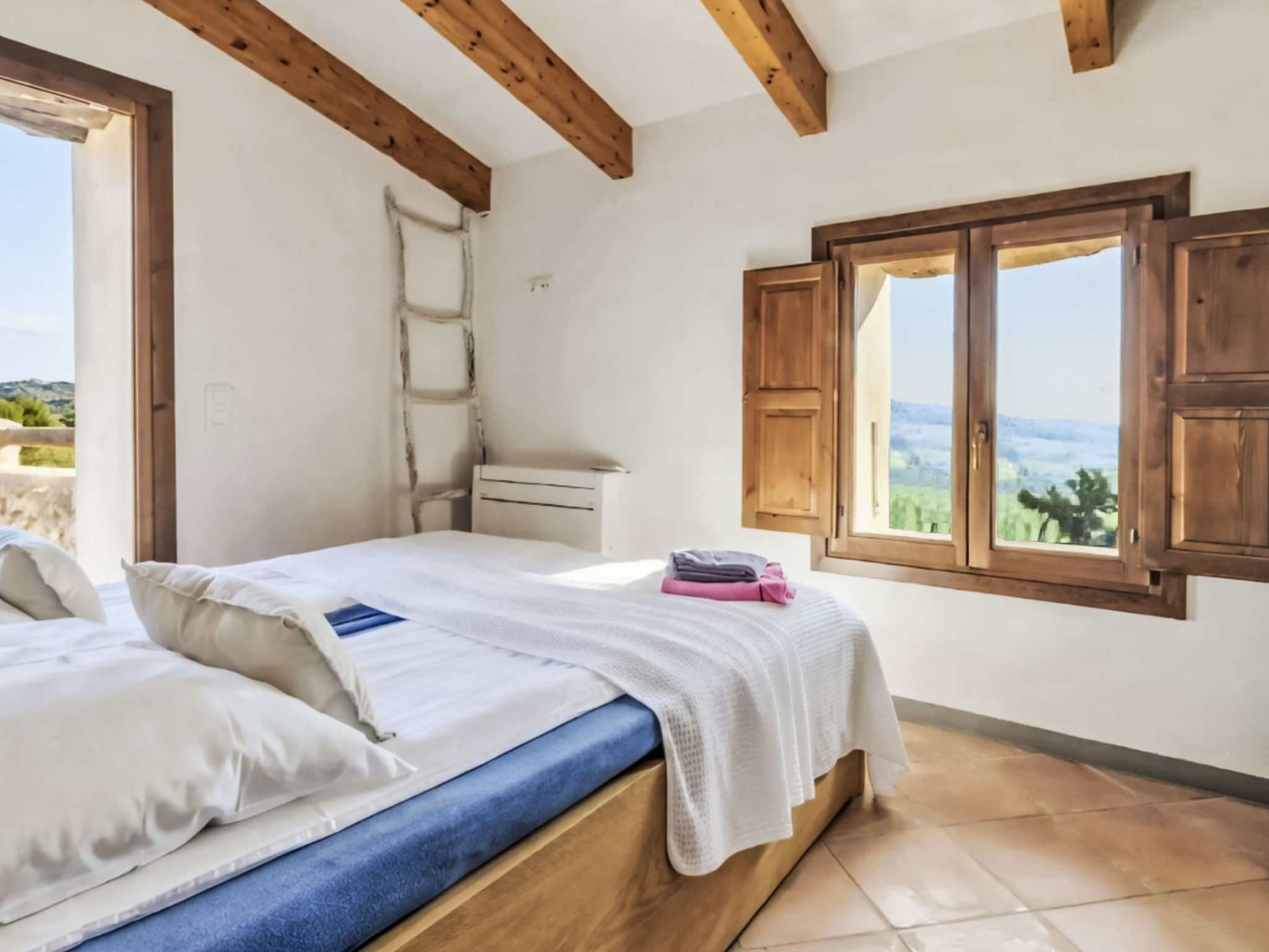 Beeindruckende Finca mit Pool und Klimatisierung - Inside