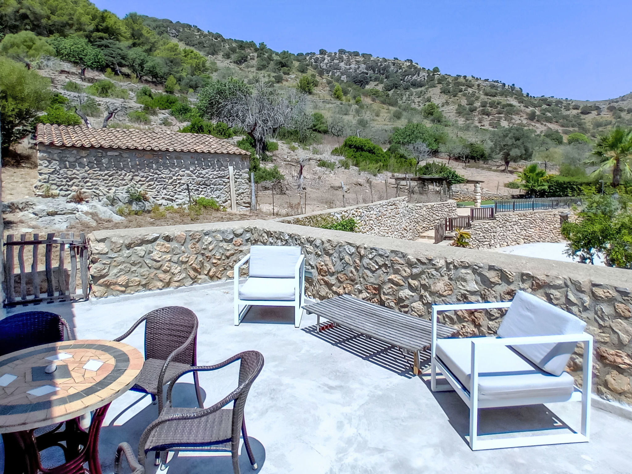Beeindruckende Finca mit Pool und Klimatisierung - Outside