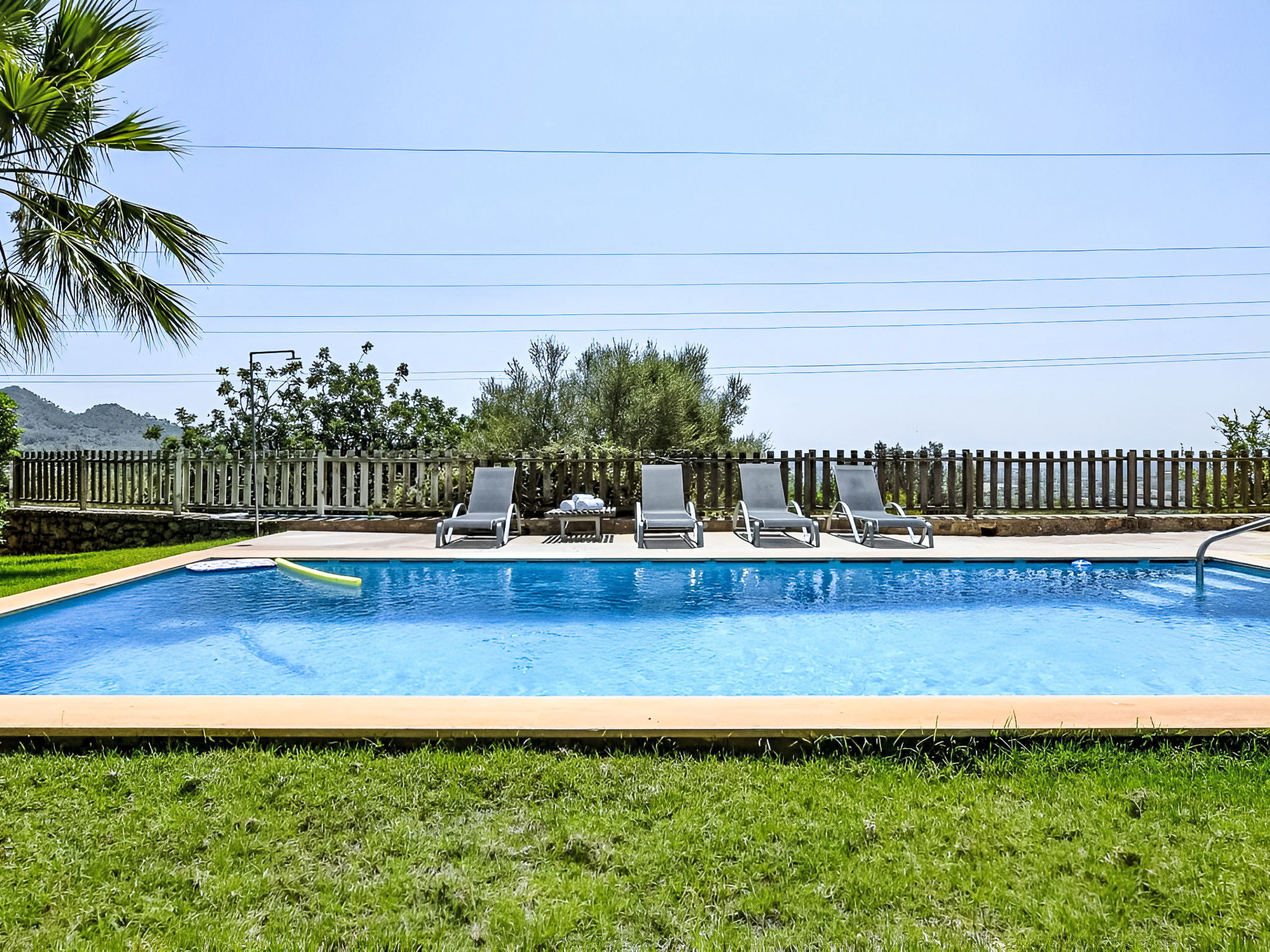 Beeindruckende Finca mit Pool und Klimatisierung - Outside