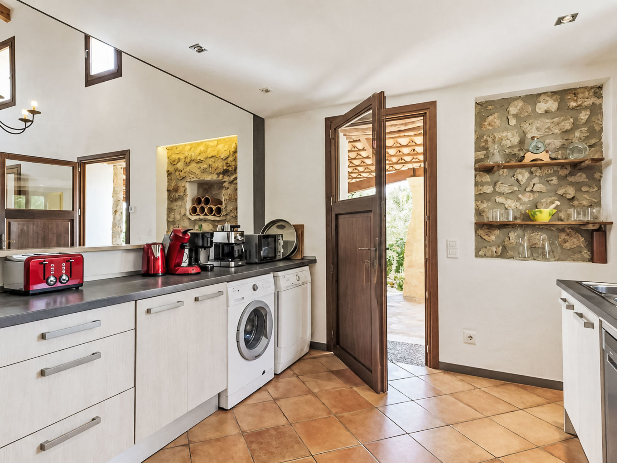 Beeindruckende Finca mit Pool und Klimatisierung - Inside