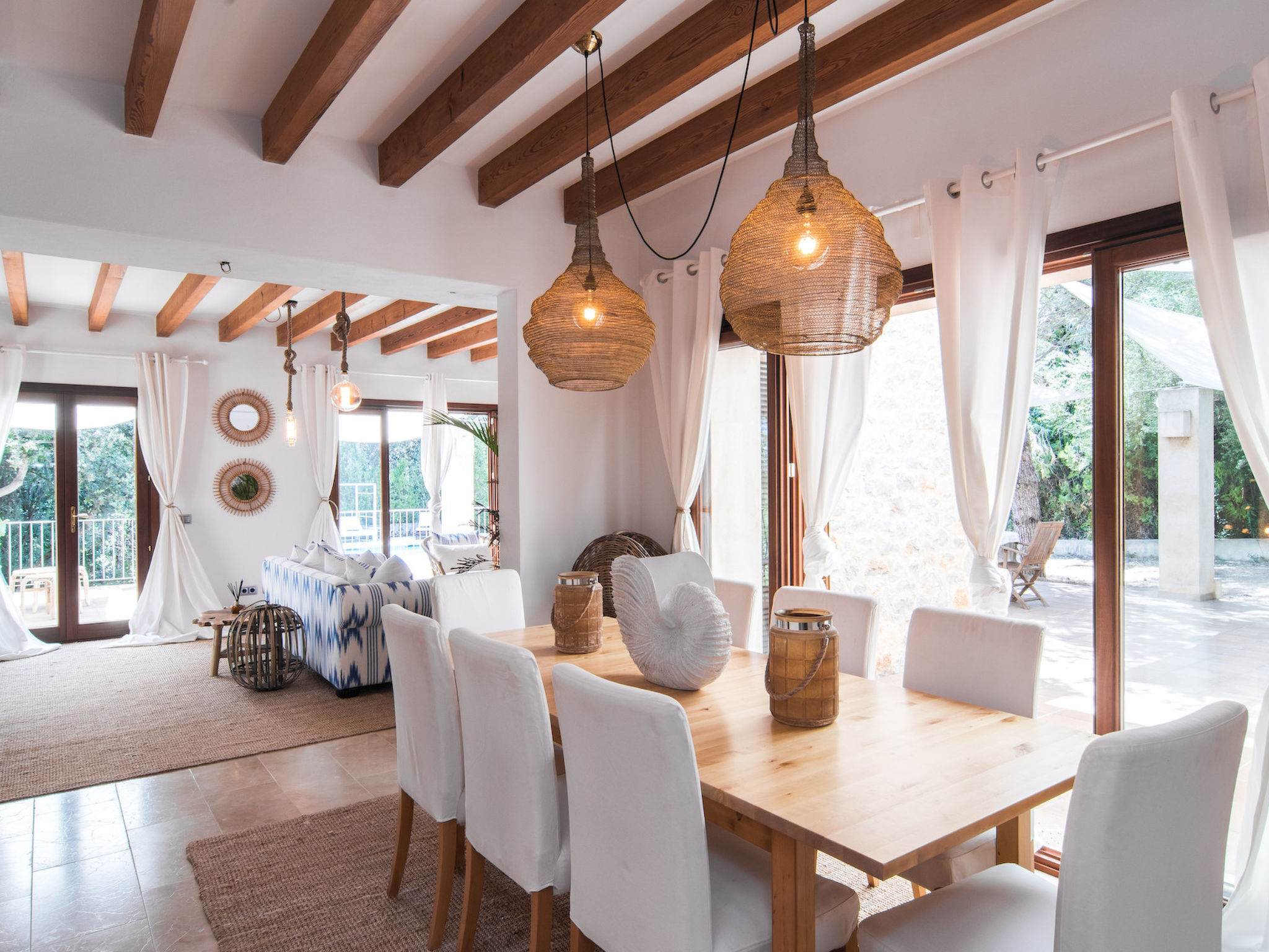 Villa – Cuisine et coin repas, photo 12 sur 24