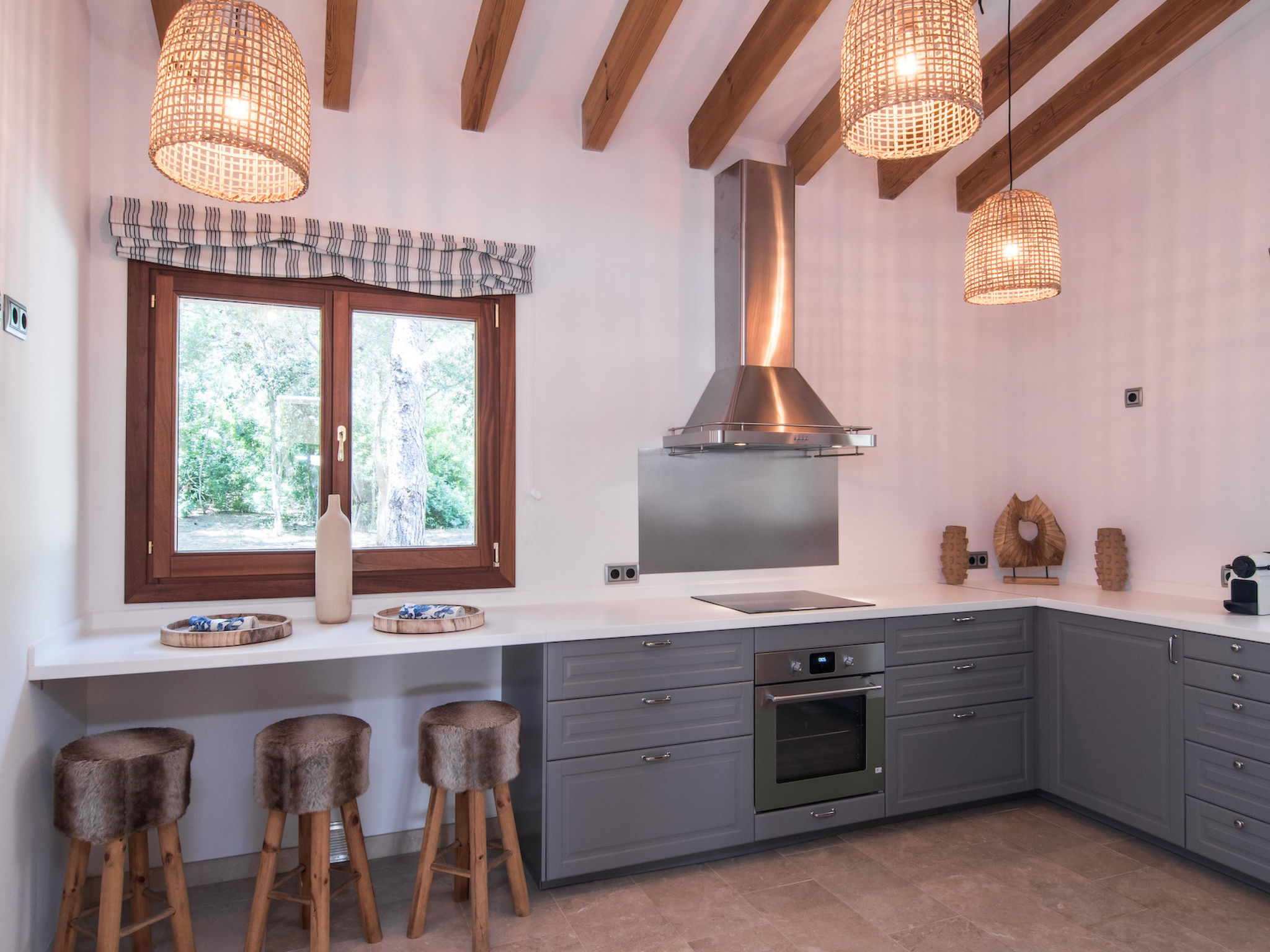 Villa – Cuisine et coin repas, photo 14 sur 24