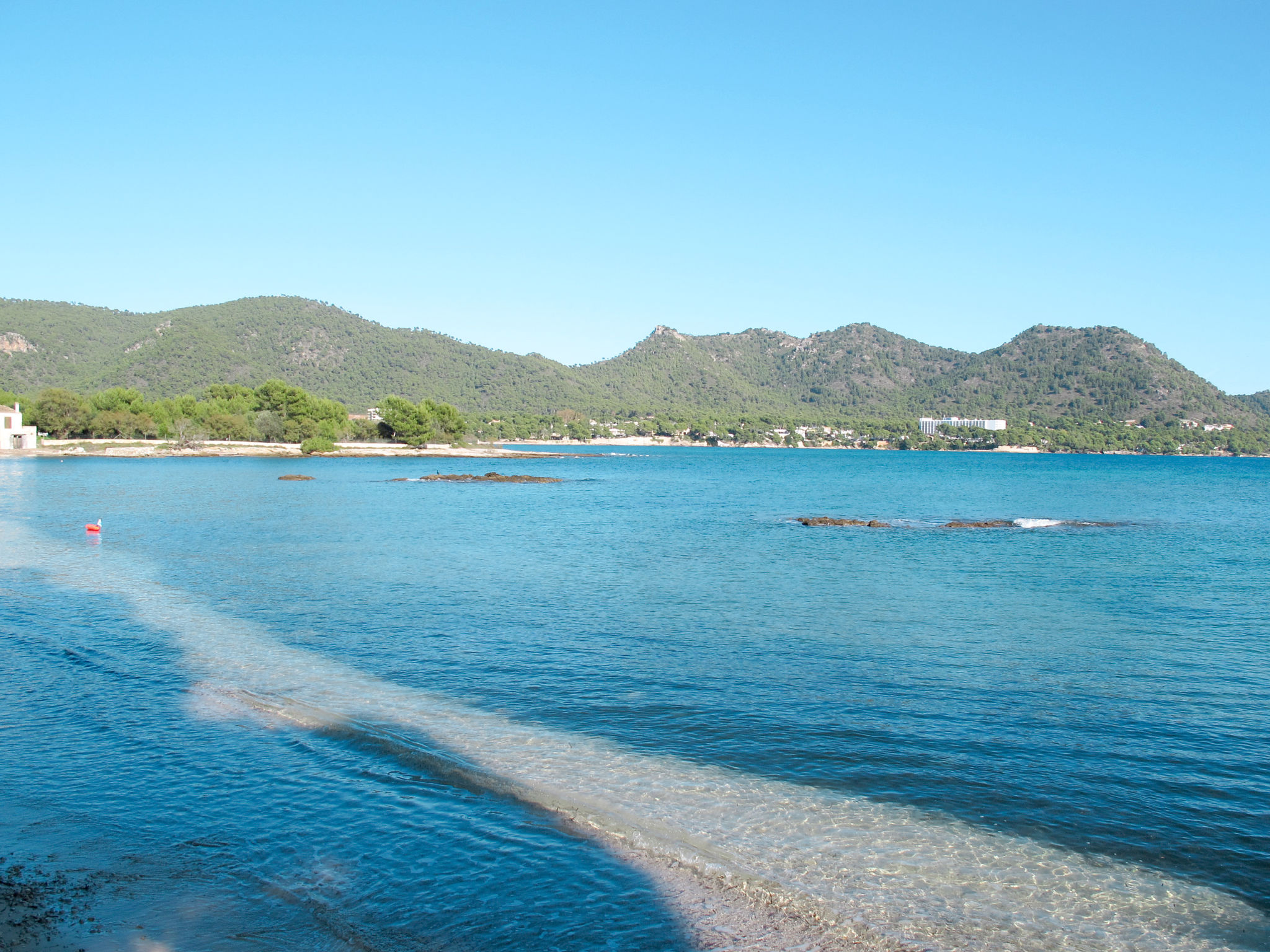 Finca in Meeresnähe mit Schwimmbad und Kinderbecken