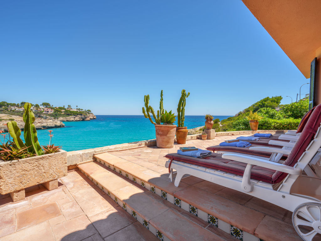 Cala Mendia Sea Views