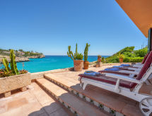 Semesterhus Cala Mendia Sea Views