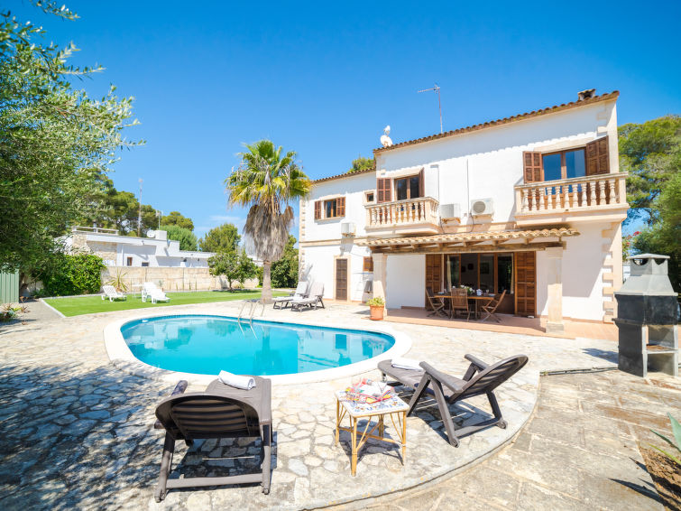 Aan zee: Ruim vakantiehuis Sanso met privézwembad in Porto Cristo in Porto Cristo
