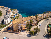 Semesterhus Magrana Over The Sea (Private Pool).