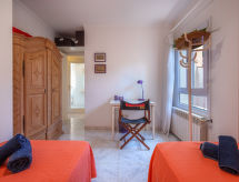 Semesterhus Magrana Over The Sea (Private Pool).