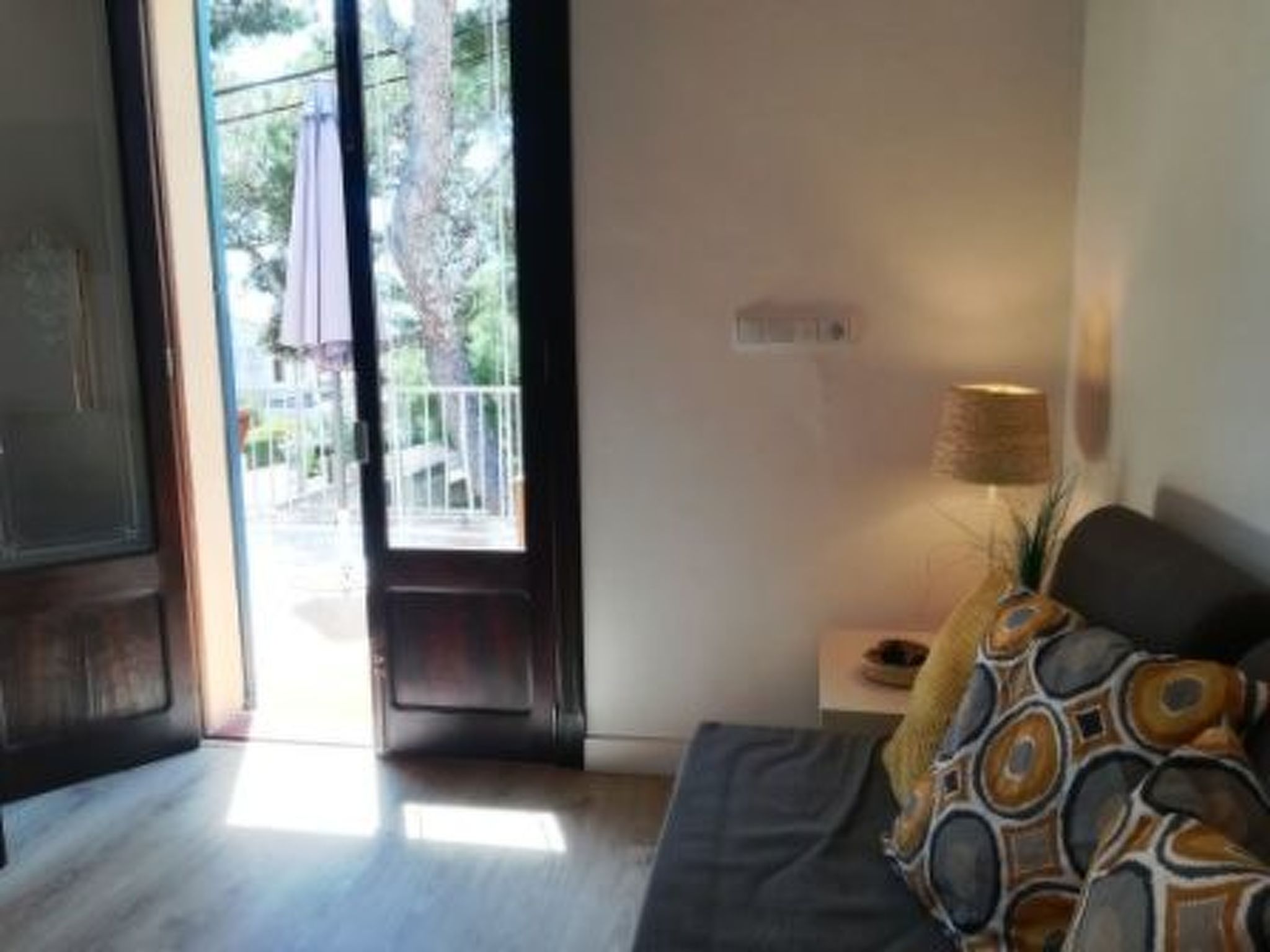 Touristenwohnung "Pins" mit Terrasse-Image-tags.info