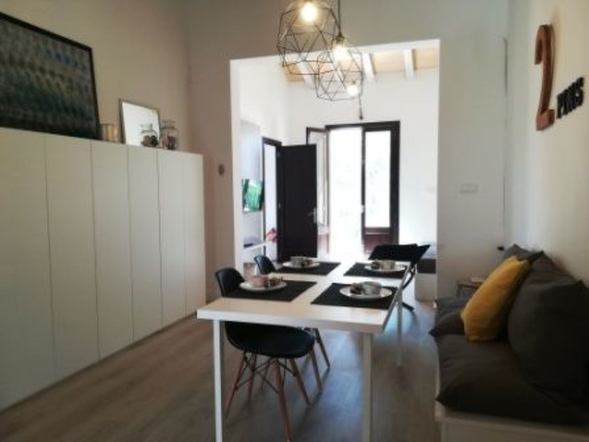 Touristenwohnung "Pins" mit Terrasse-Image-tags.info