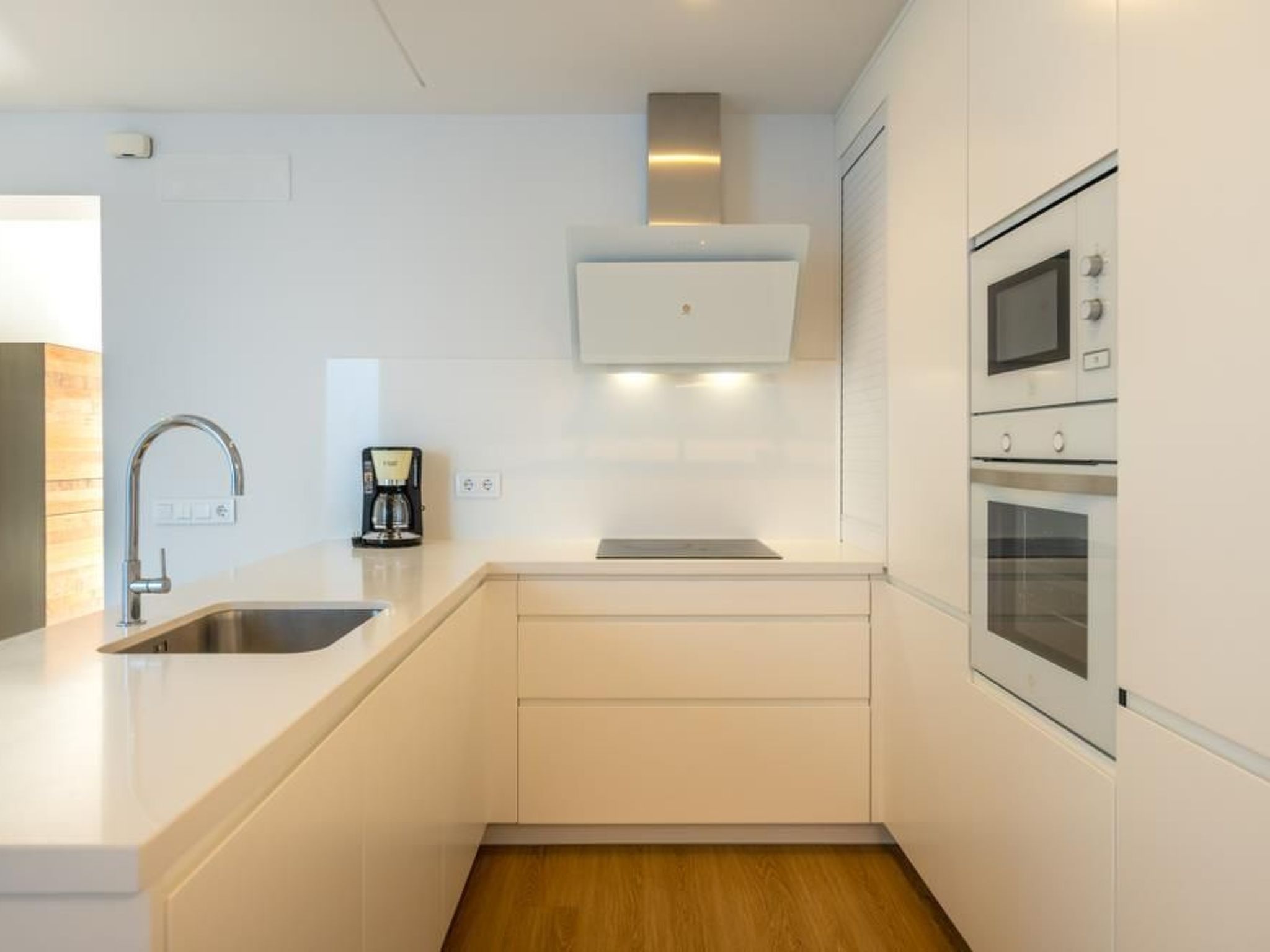 Schönes mediterranes Haus in der Nähe des Meeres in Cala Morlanda-Image-tags.info