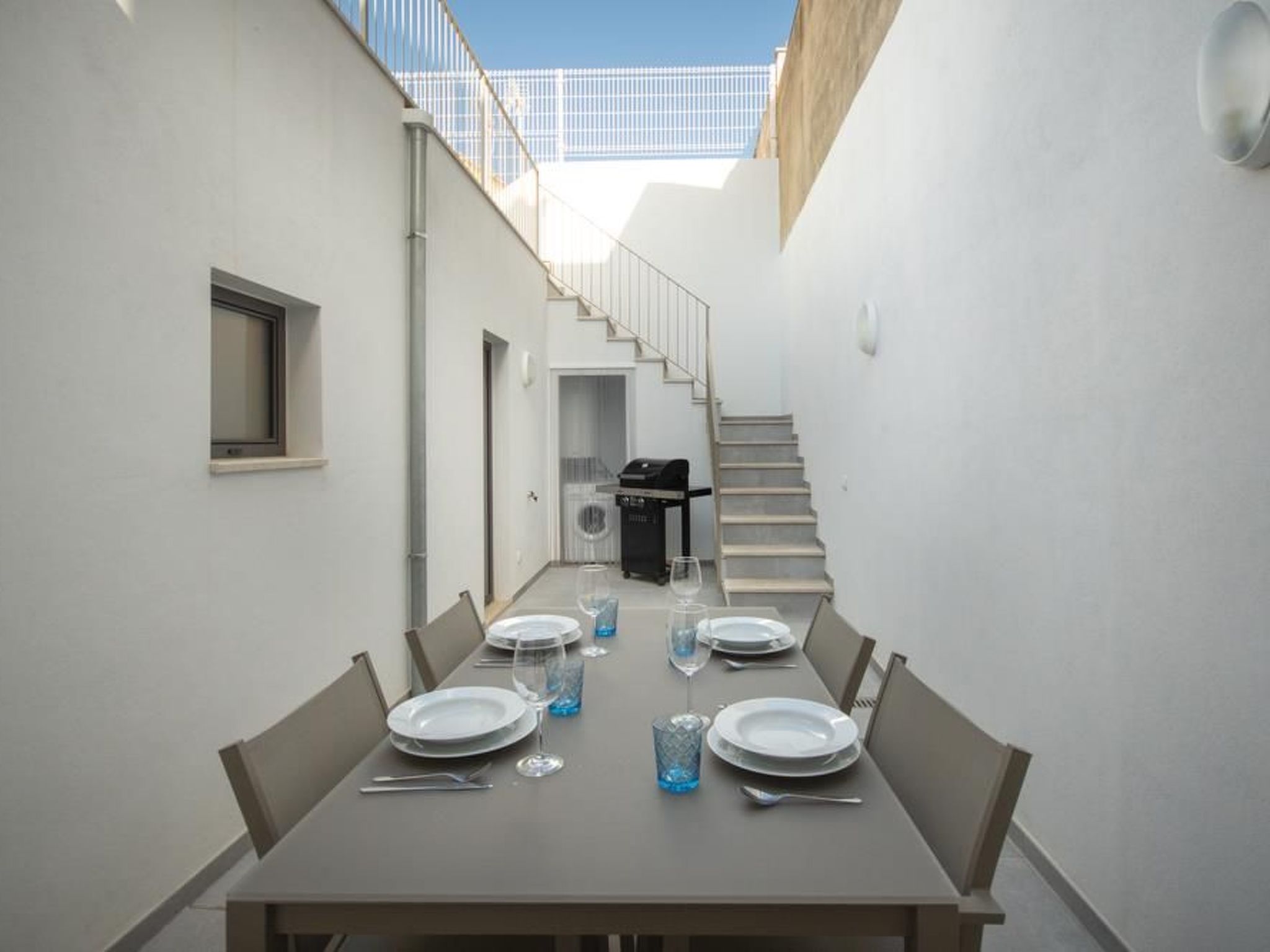 Schönes mediterranes Haus in der Nähe des Meeres in Cala Morlanda-Image-tags.info