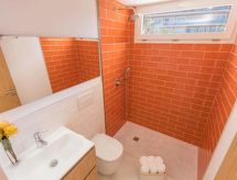 Sfeervol appartement aan zee in S'Illot met panoramisch uitzicht op meer en zee - thumbnail 3