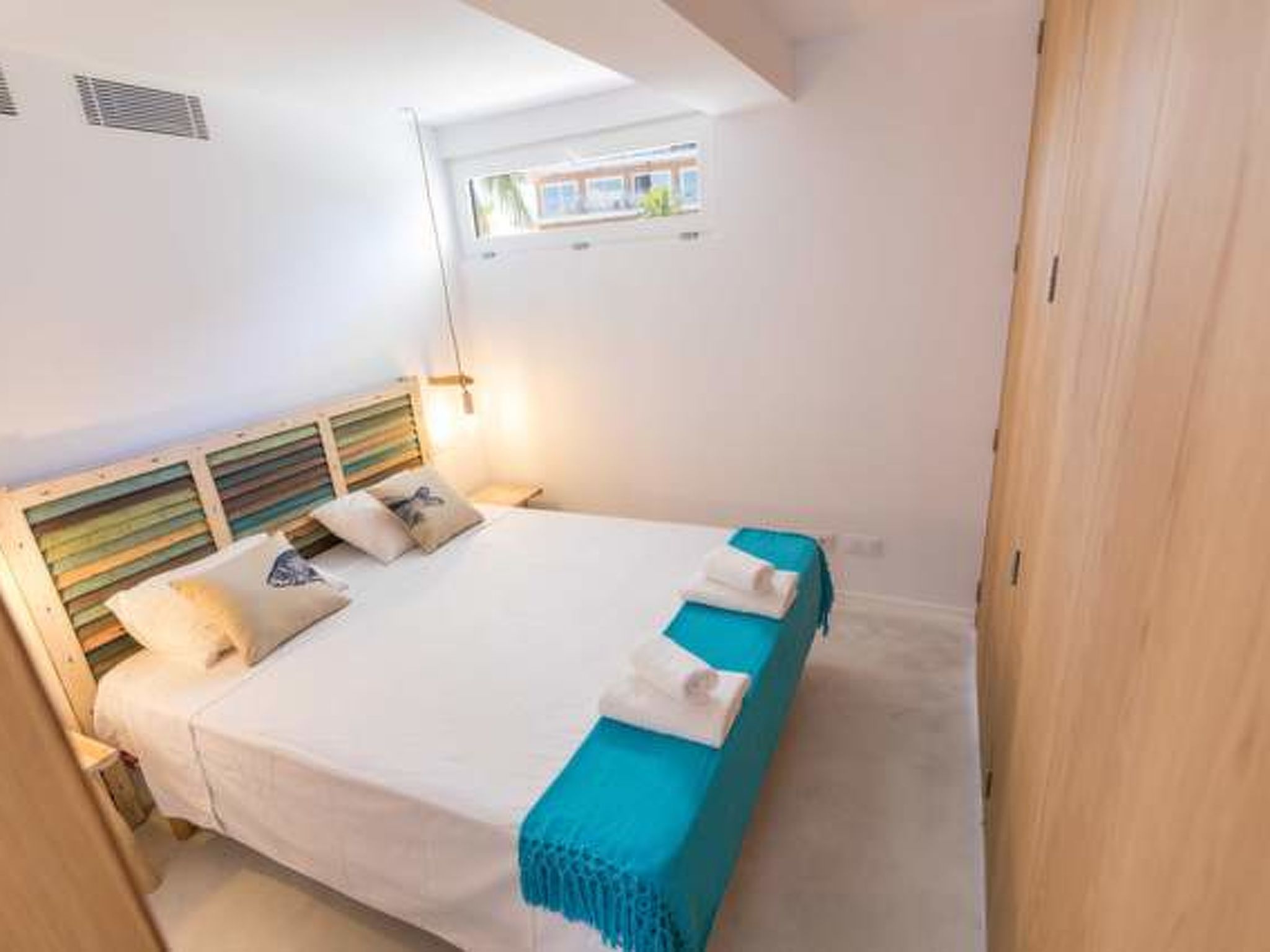 Sfeervol appartement aan zee in S'Illot met panoramisch uitzicht op meer en zee - foto 25