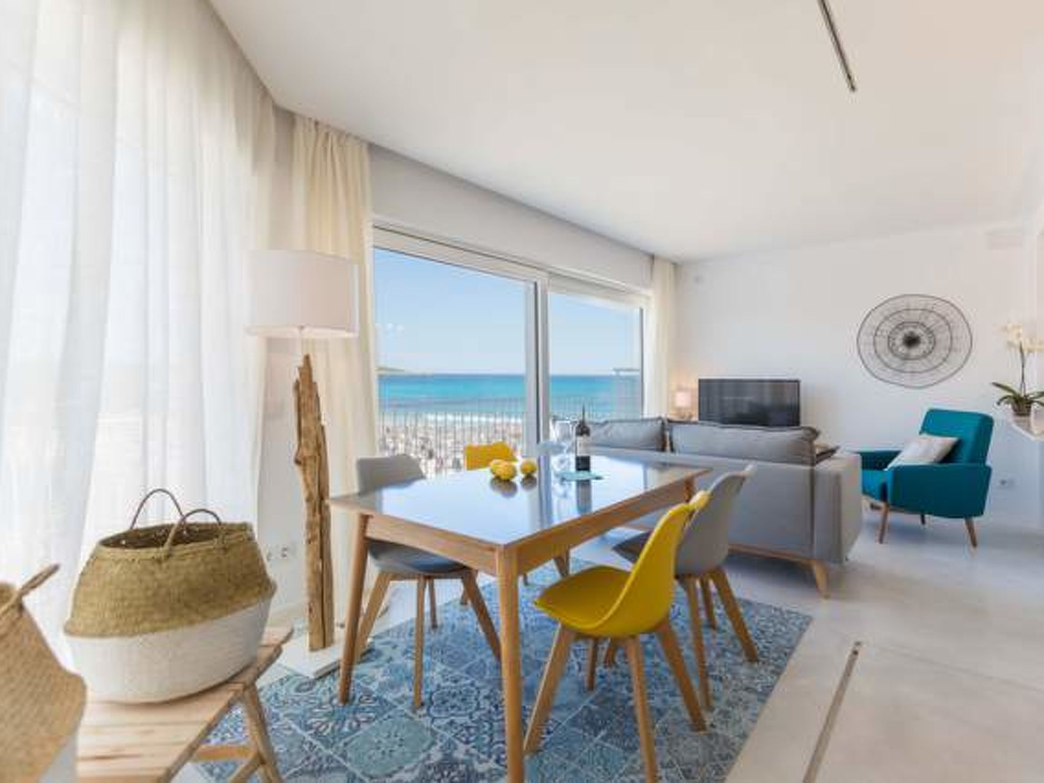 Sfeervol appartement aan zee in S'Illot met panoramisch uitzicht op meer en zee - foto 19
