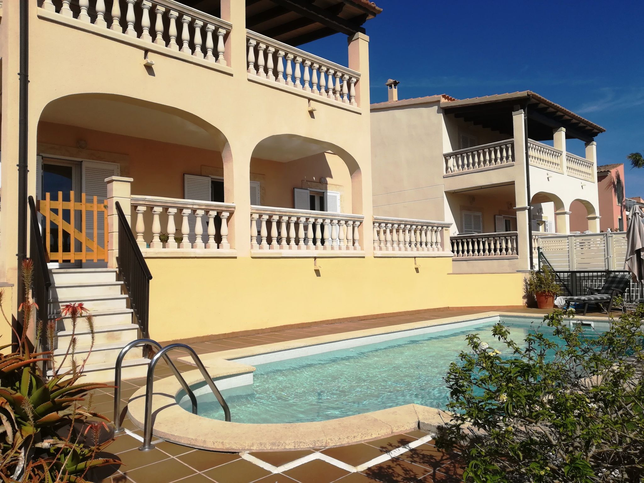 Villa "Cajmin" mit eigenem Schwimmbad-Buiten