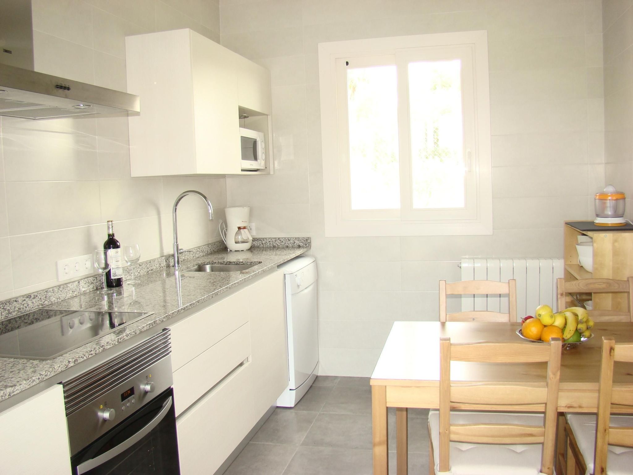 Casa Aina mit Pool und Sonnenterrasse-Binnen