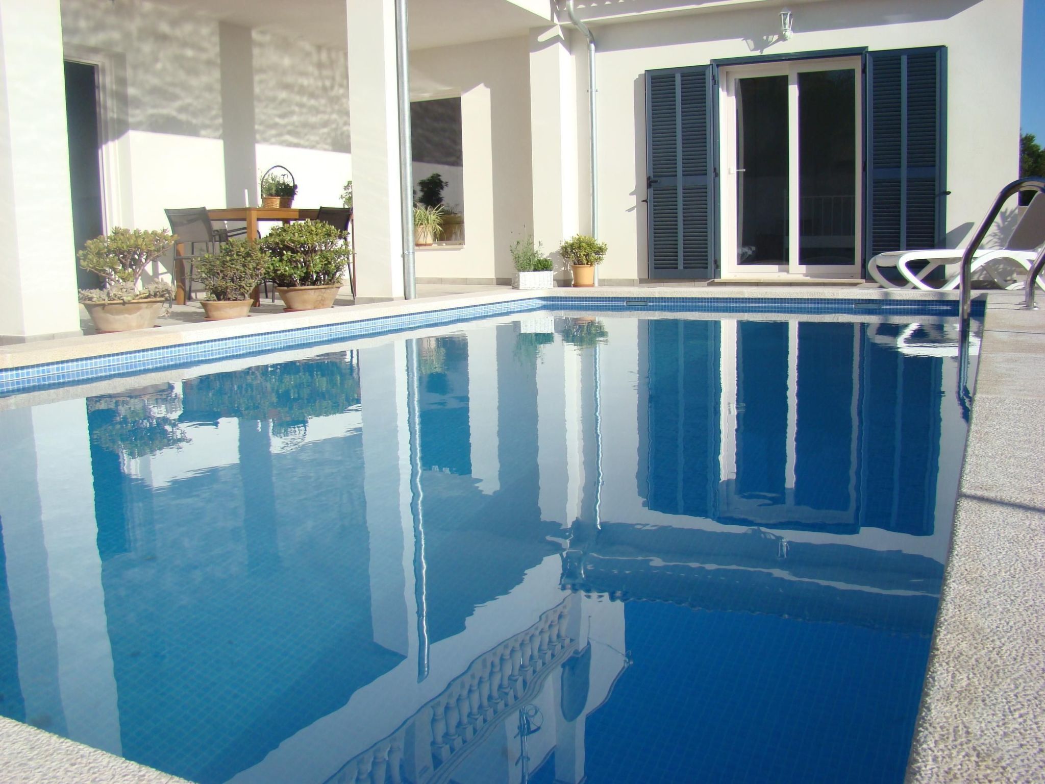 Casa Aina mit Pool und Sonnenterrasse-Binnen