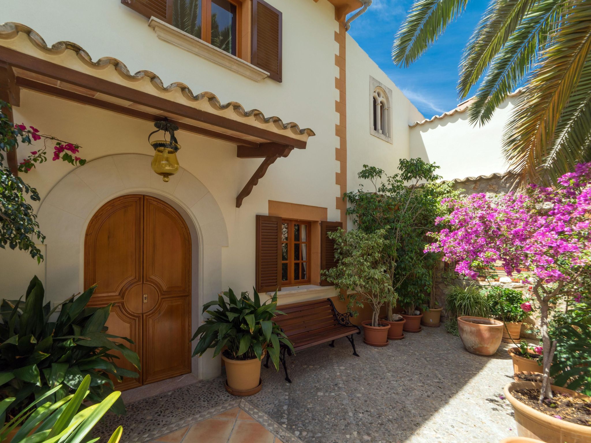 Mit Wasserblick-Binnen