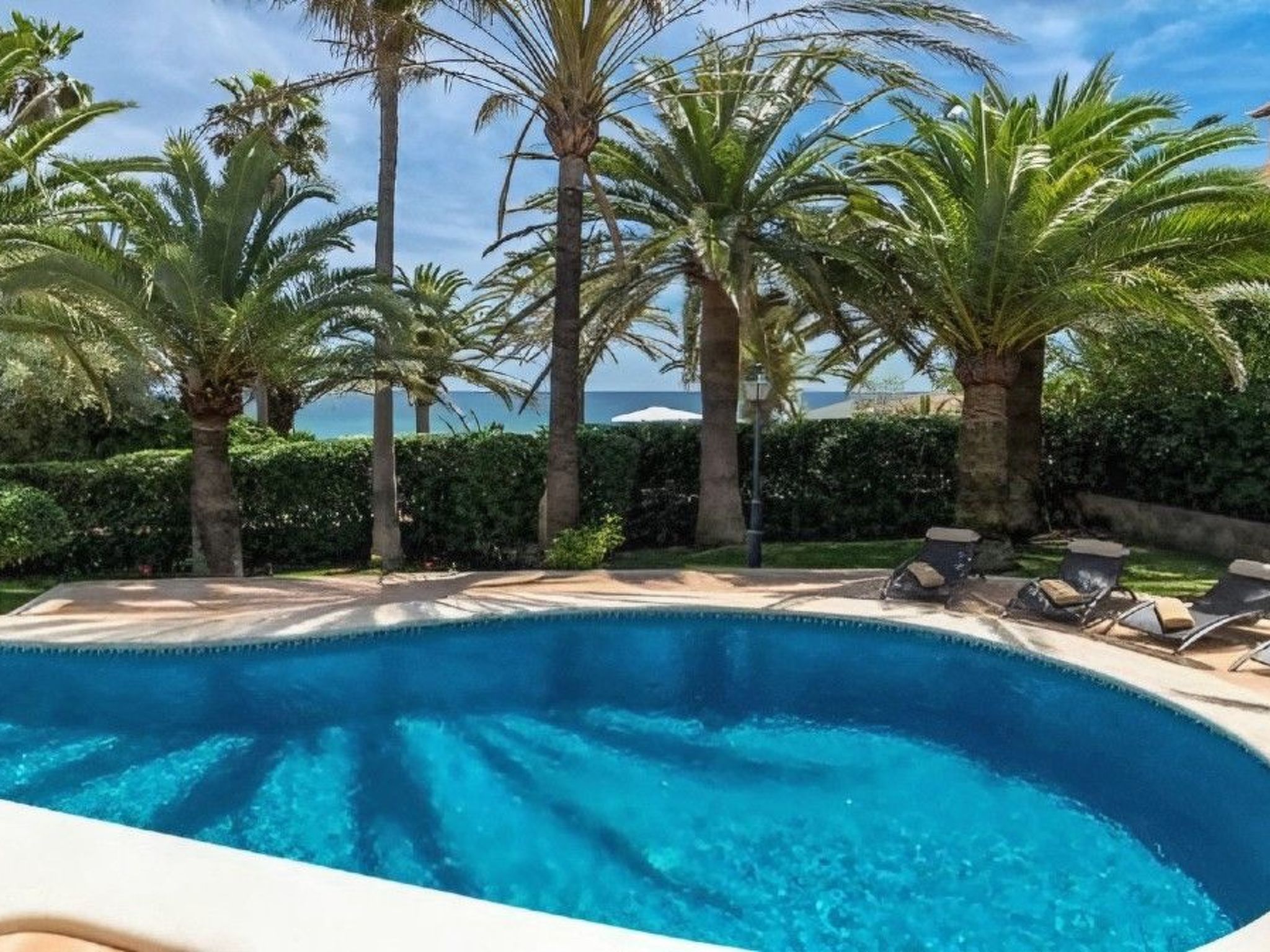 Mit Wasserblick-Binnen