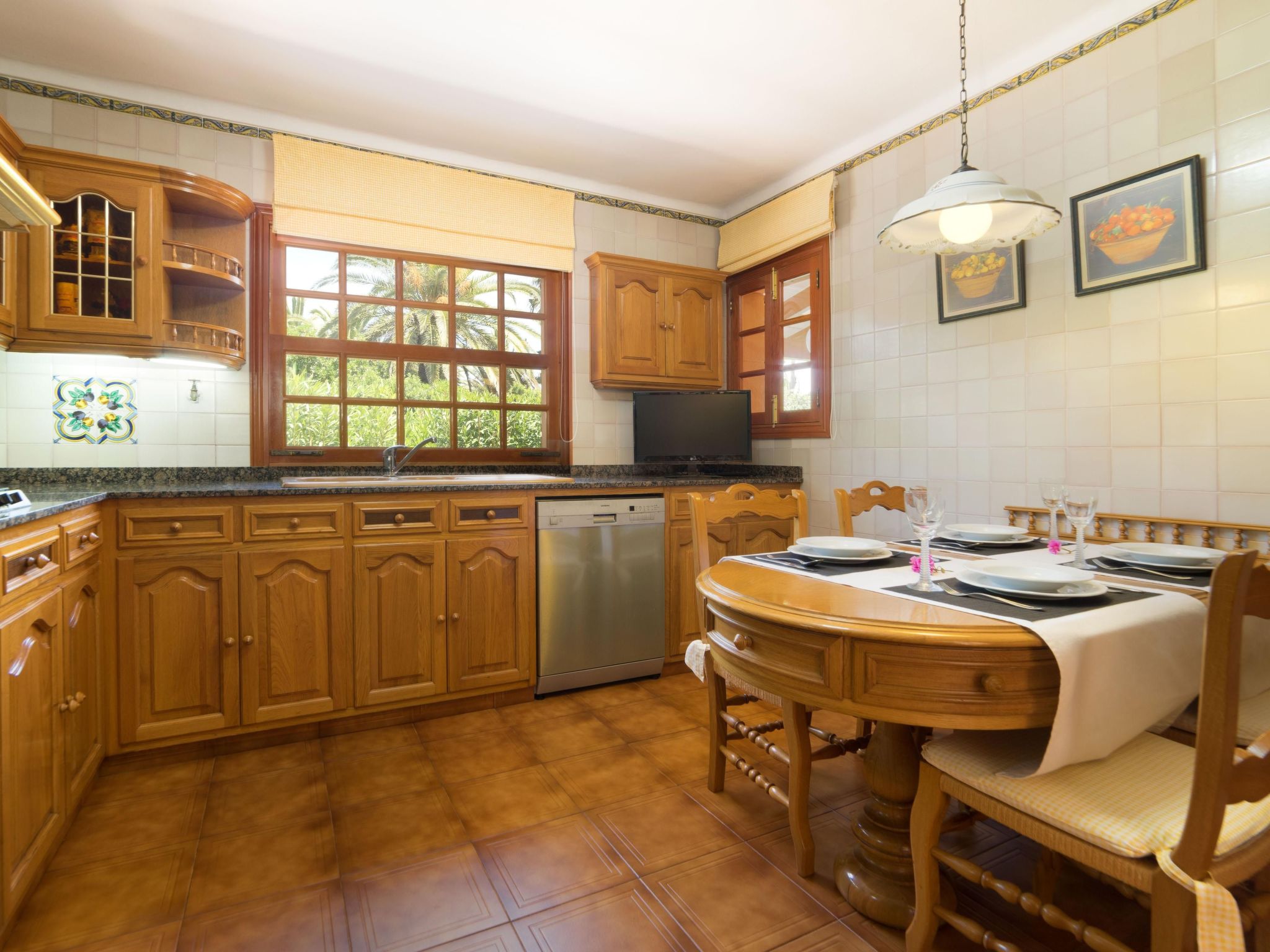 Mit Wasserblick-Binnen