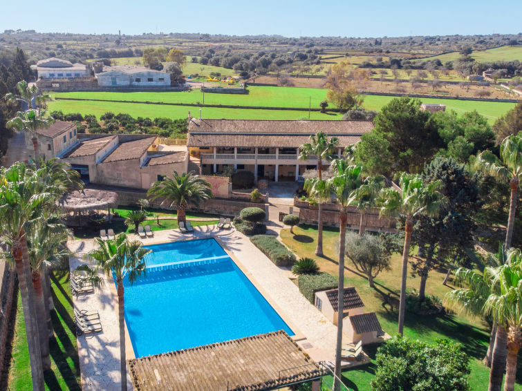Sfeervol appartement op Finca Can Corritx in Muro in Muro