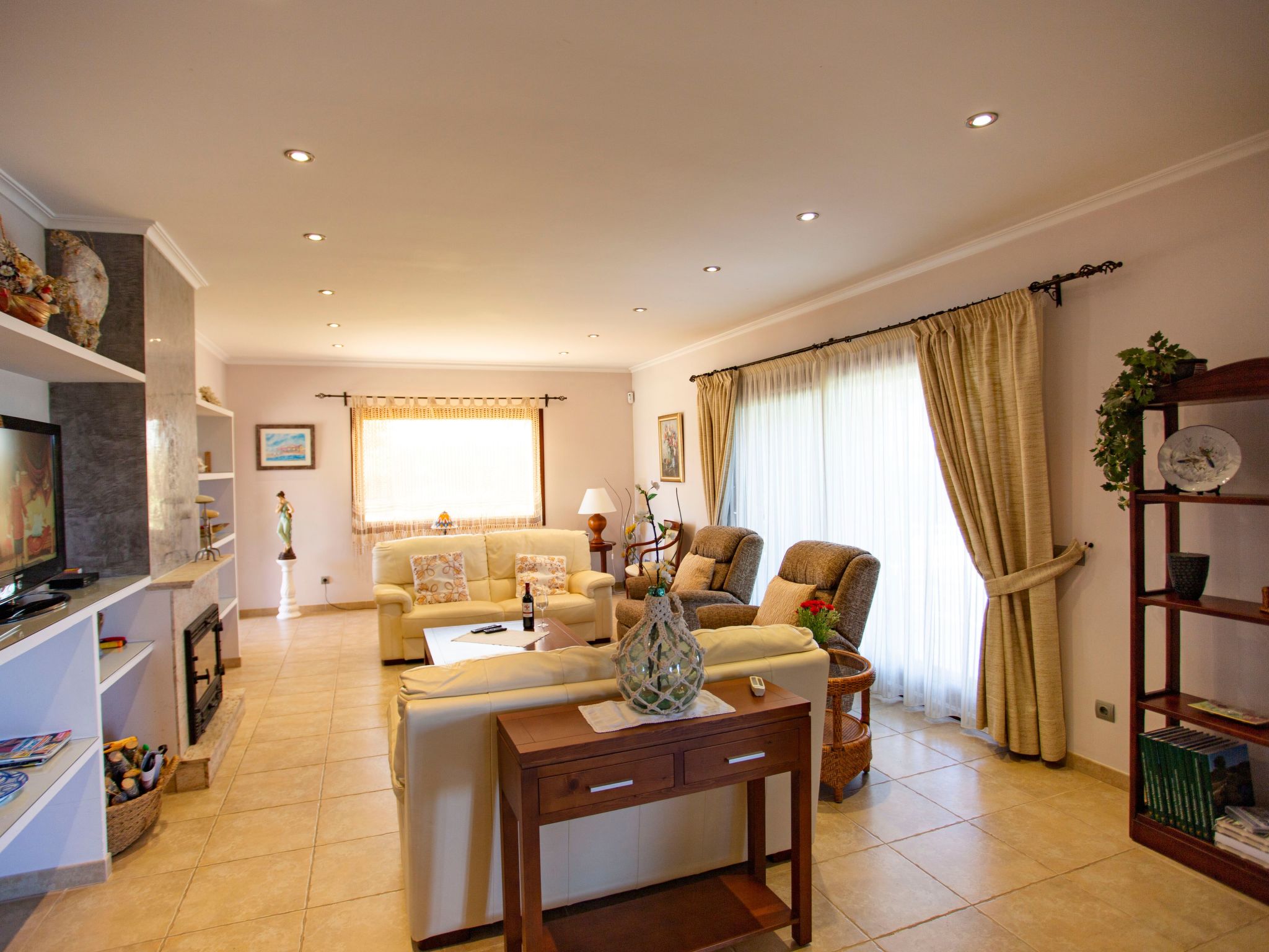 Finca Oliveres-Binnen