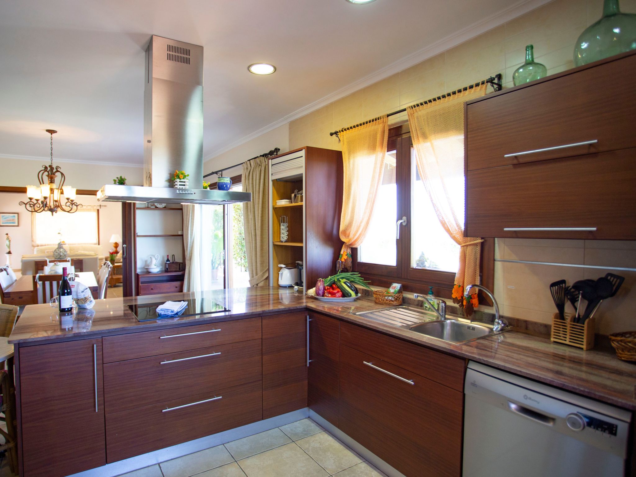 Finca Oliveres-Binnen