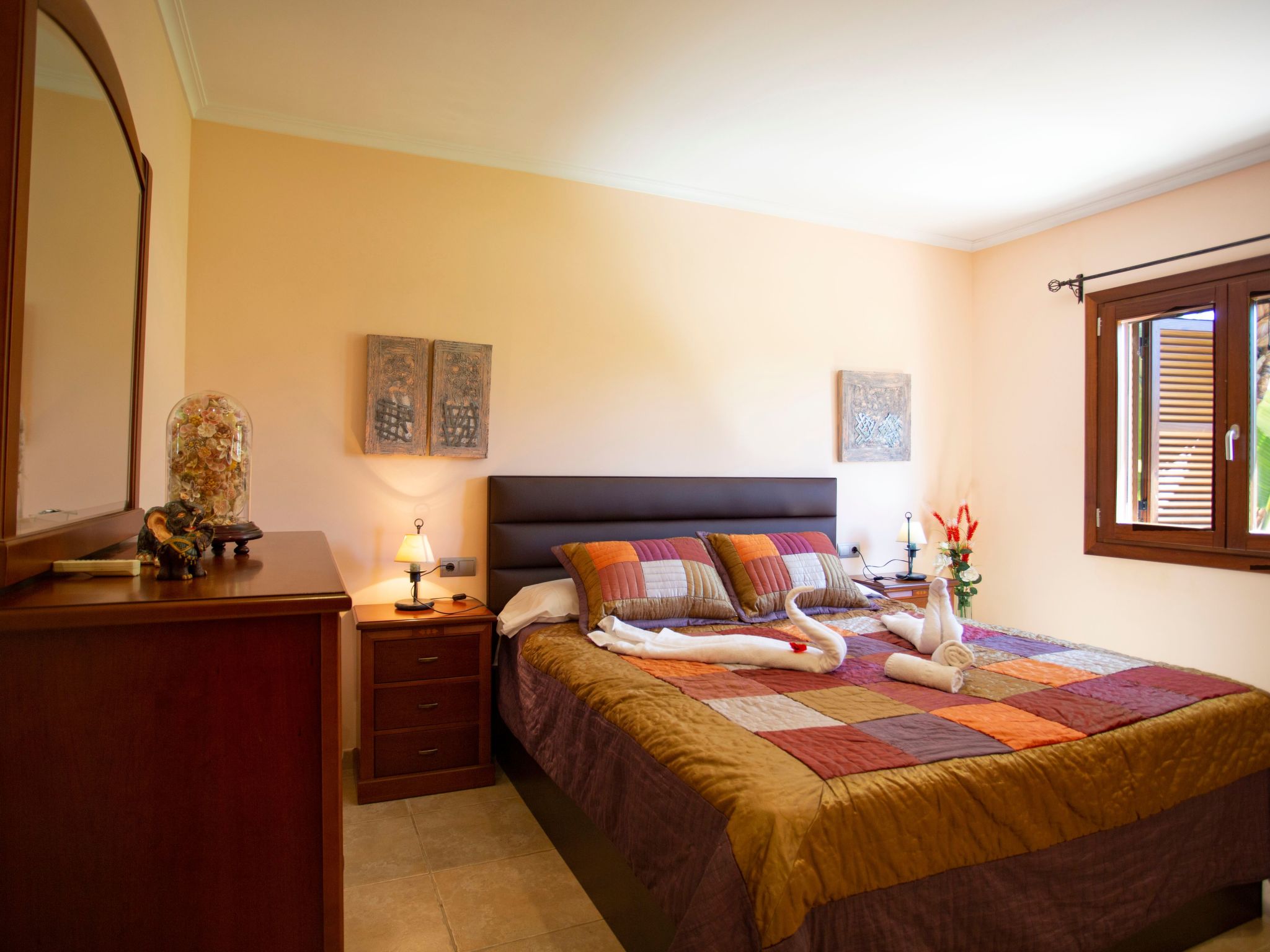 Finca Oliveres-Binnen