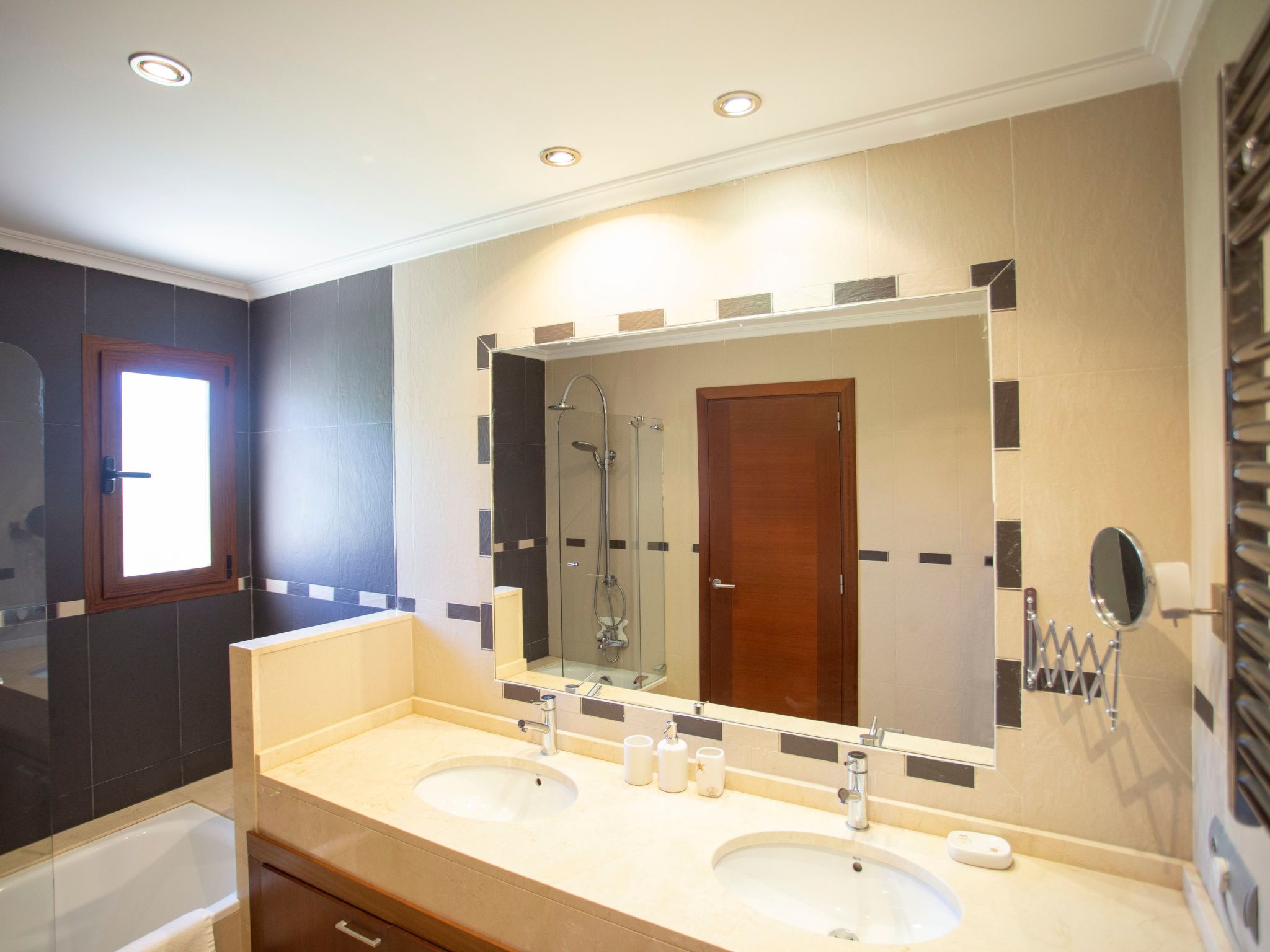 Finca Oliveres-Binnen