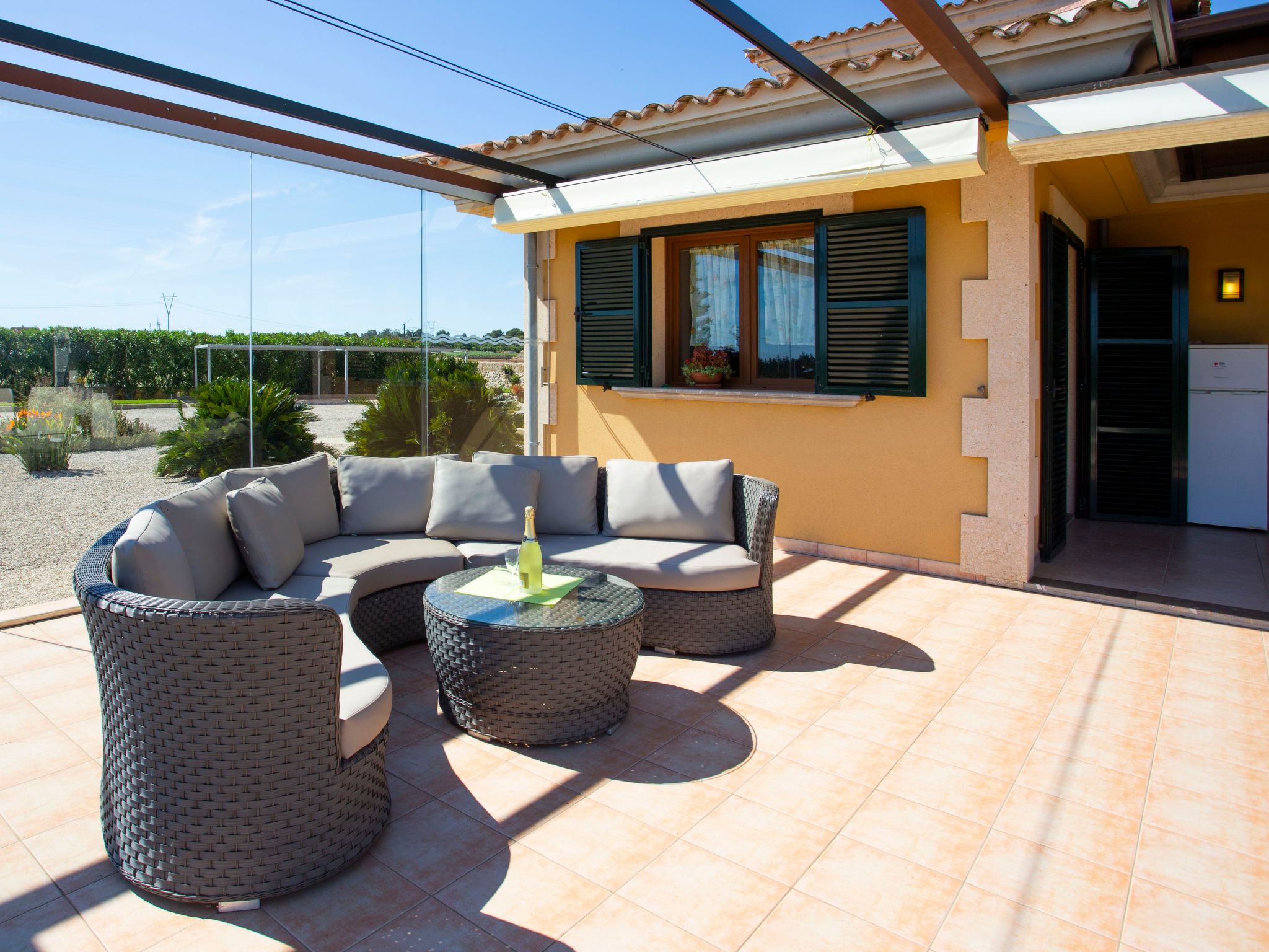 Can Vanrell, mit Schwimmbad, Jacuzzi und Rasenfläche.-Binnen