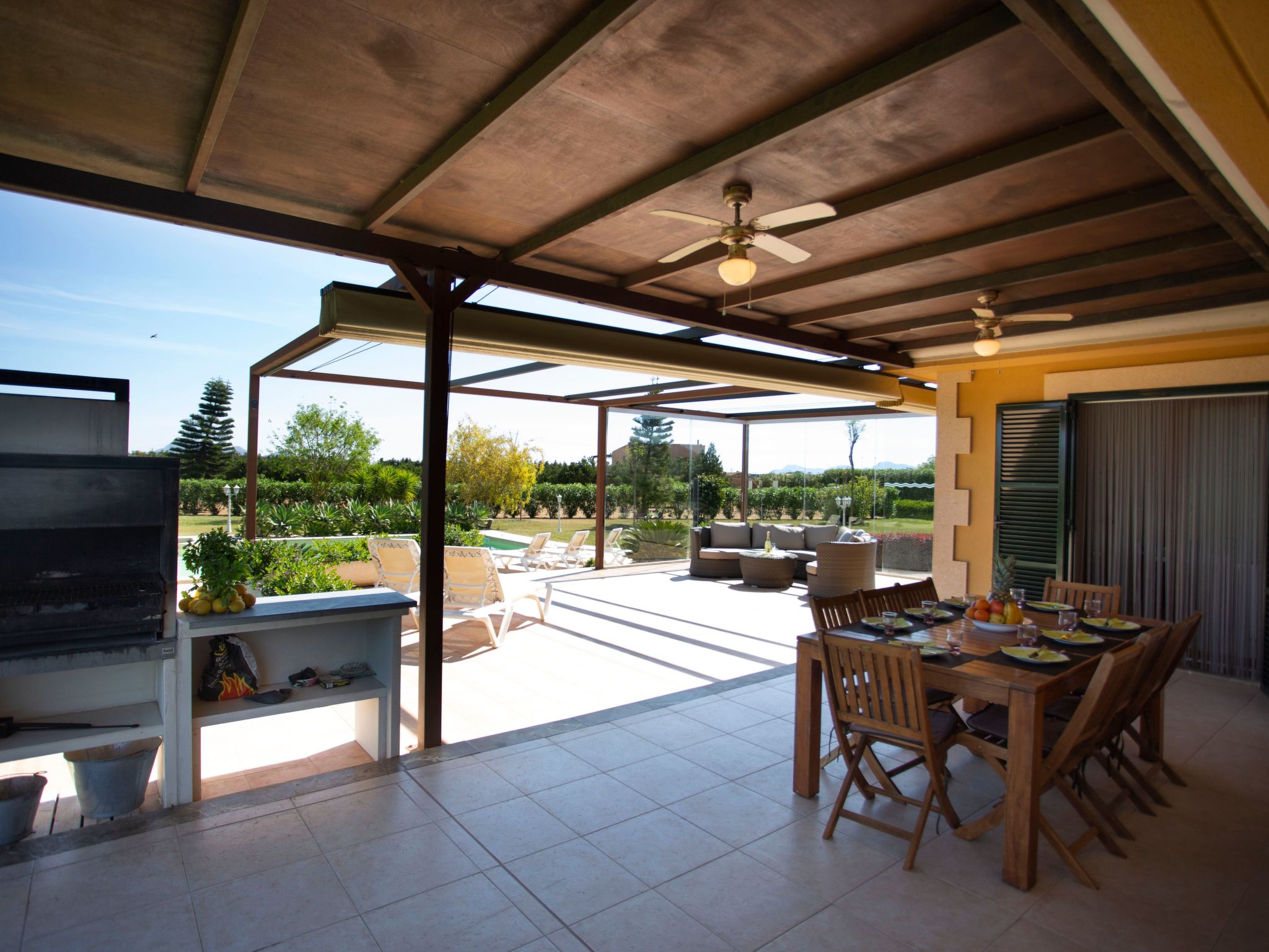 Can Vanrell, mit Schwimmbad, Jacuzzi und Rasenfläche.-Binnen