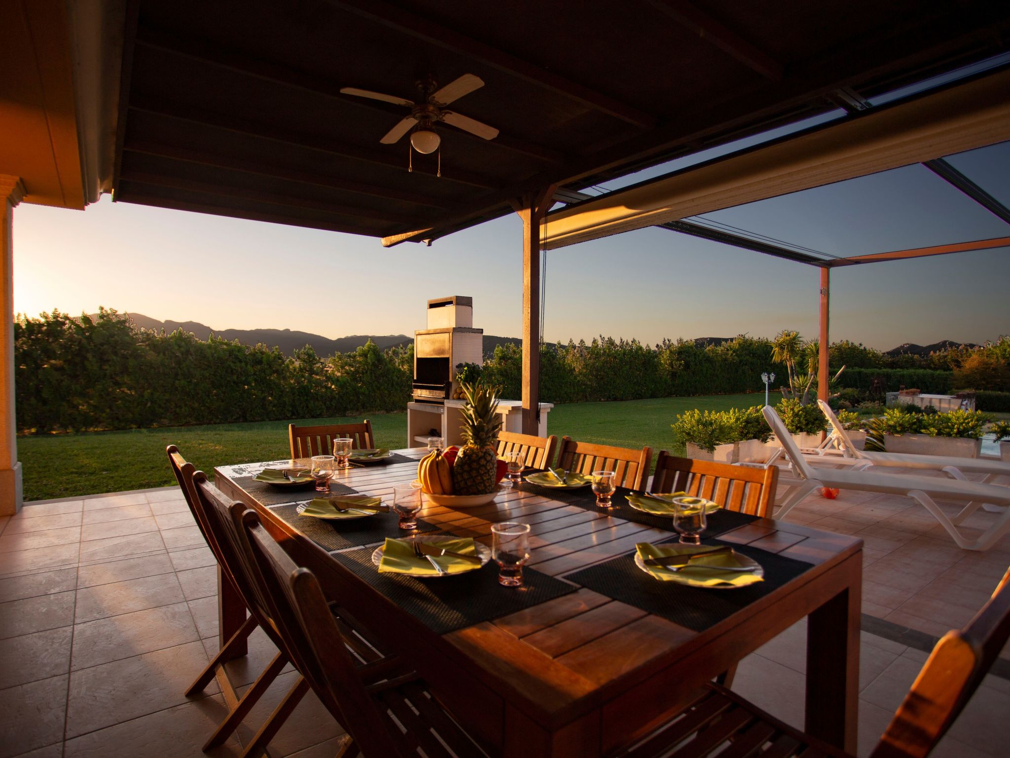 Can Vanrell, mit Schwimmbad, Jacuzzi und Rasenfläche.-Binnen