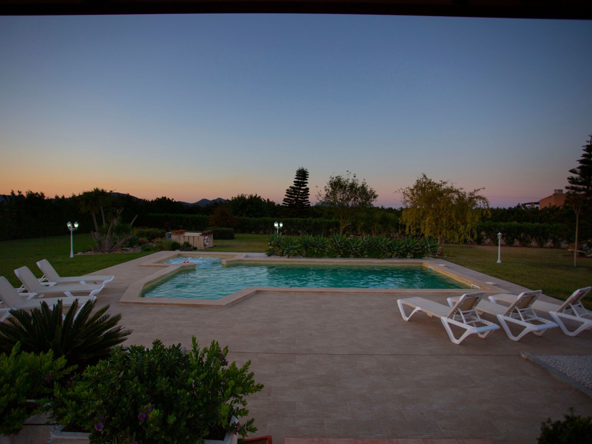 Can Vanrell, mit Schwimmbad, Jacuzzi und Rasenfläche.-Binnen