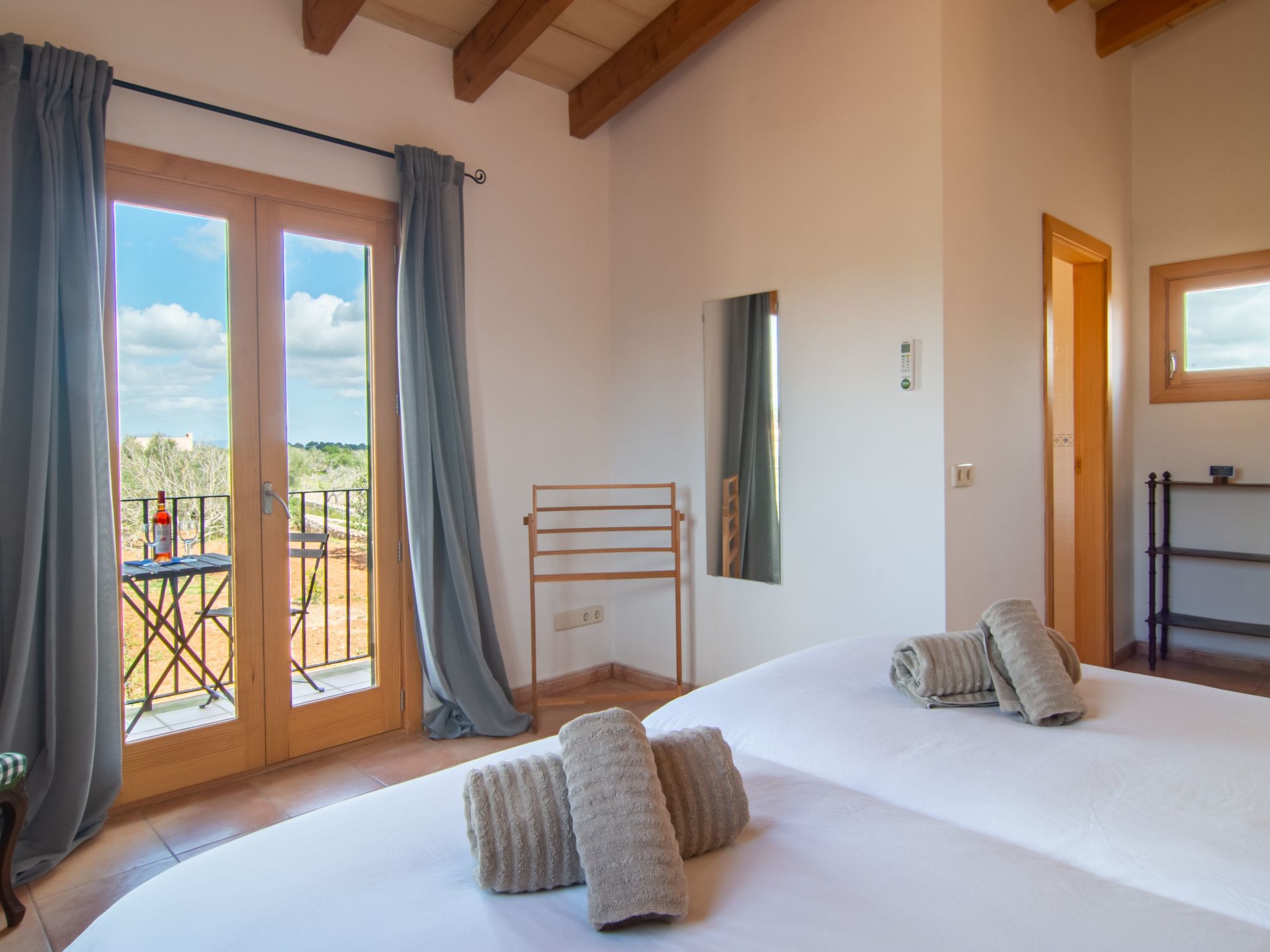 Stilvolle, top-moderne, traumhafte Finca in Sineu-Binnen