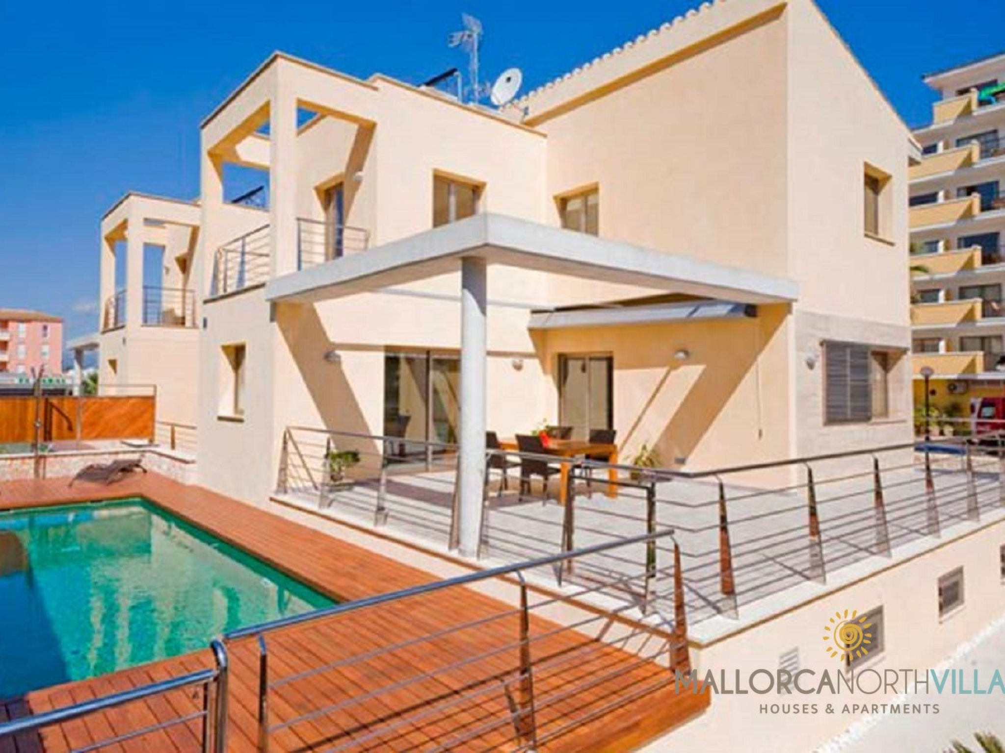 Villa Mediterranean - Outside