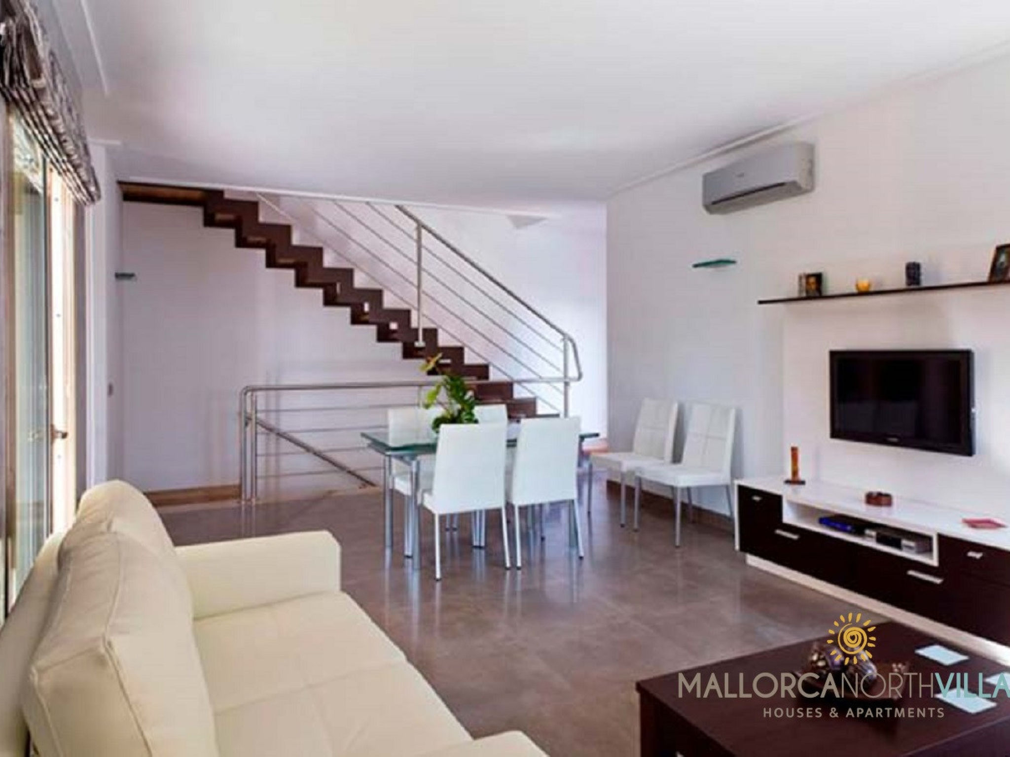 Villa Mediterranean - Inside