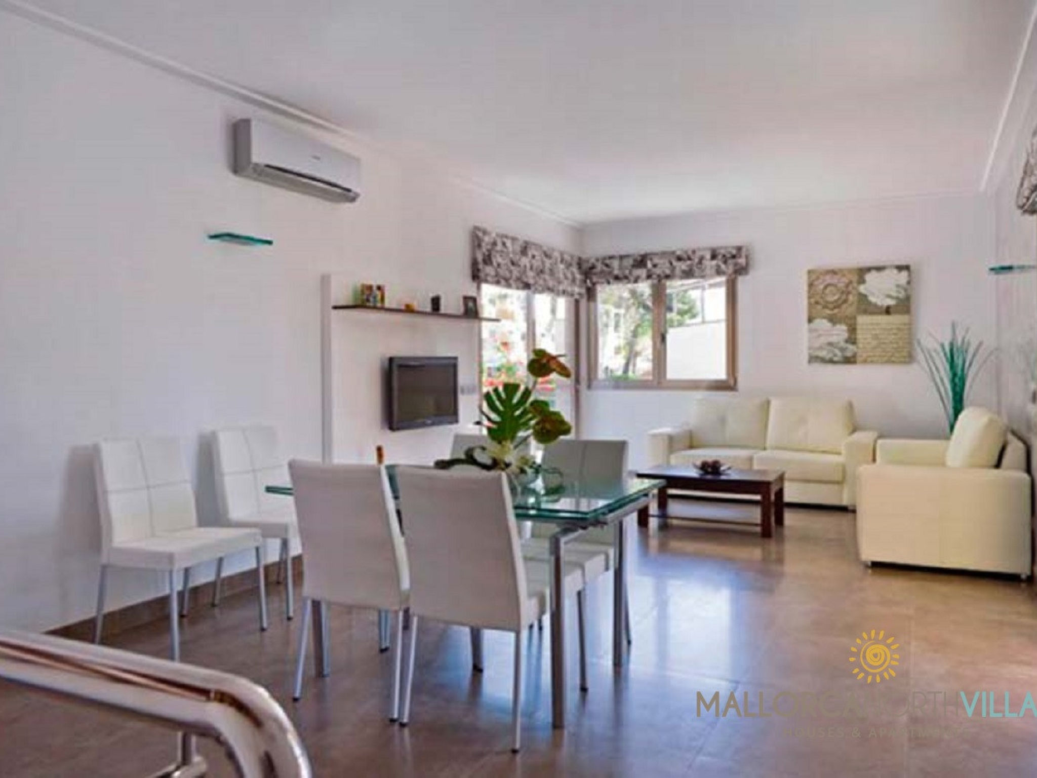 Villa Mediterranean - Inside