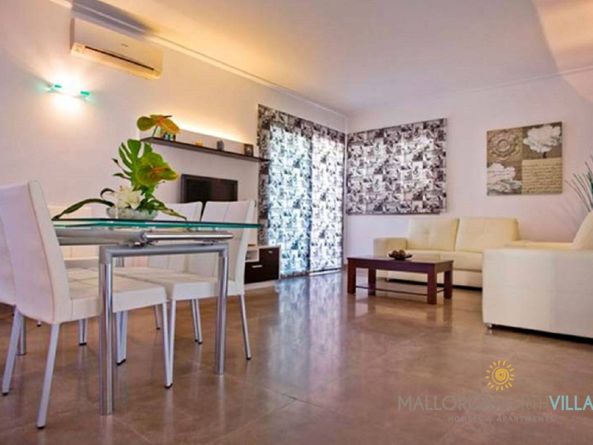 Villa Mediterranean - Inside