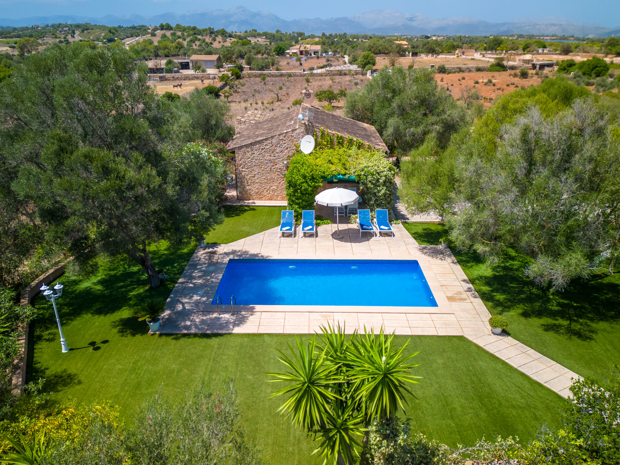 Villa Sa Teulada – Piscine extérieure, photo 30 sur 32