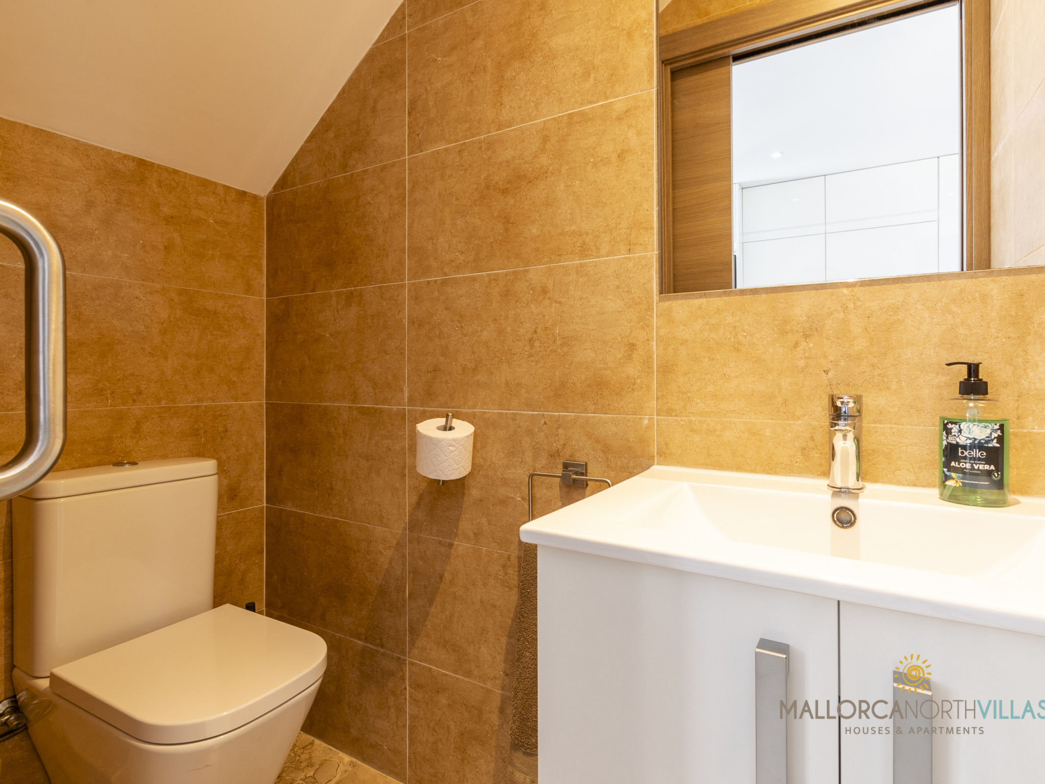 Villa Iola: Moderna Casa en Platja de Muro - Dedans